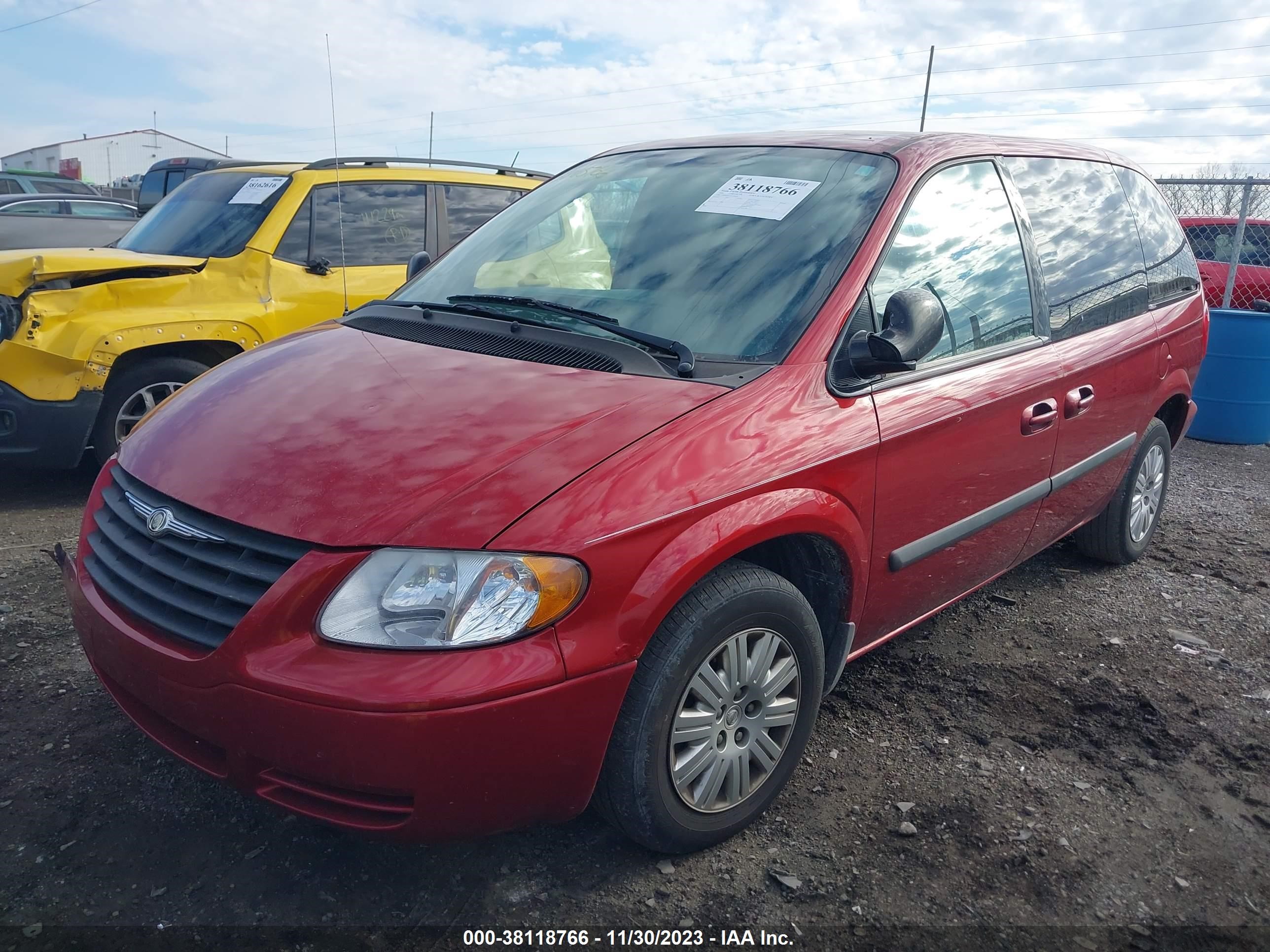 Photo 1 VIN: 1A4GP45R16B746487 - CHRYSLER TOWN & COUNTRY 