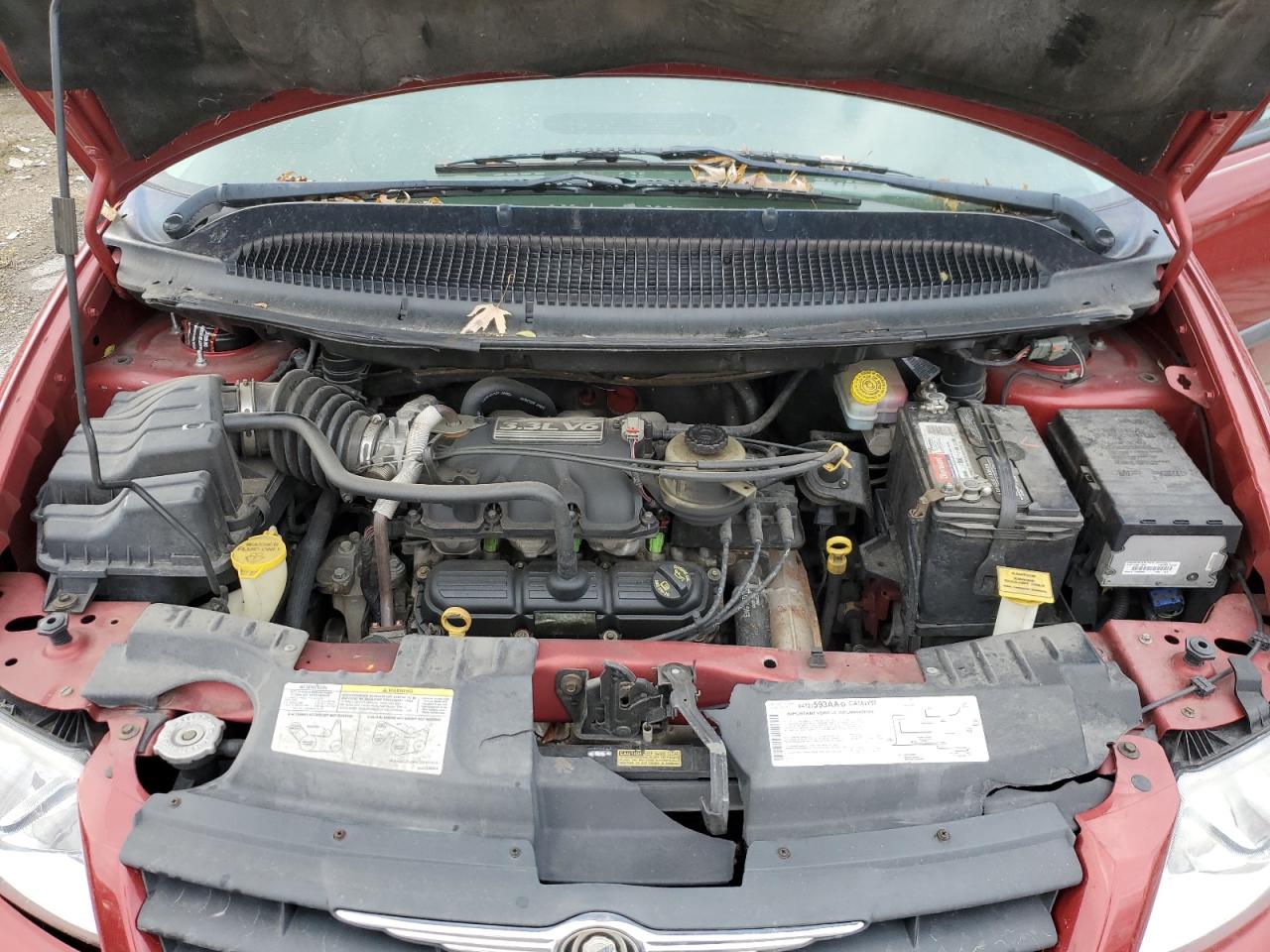 Photo 11 VIN: 1A4GP45R46B660235 - CHRYSLER TOWN & COUNTRY 