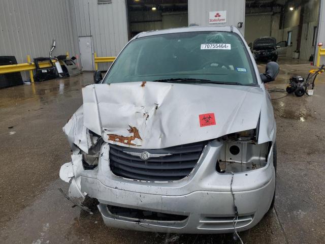 Photo 4 VIN: 1A4GP45R76B595154 - CHRYSLER TOWN & COU 