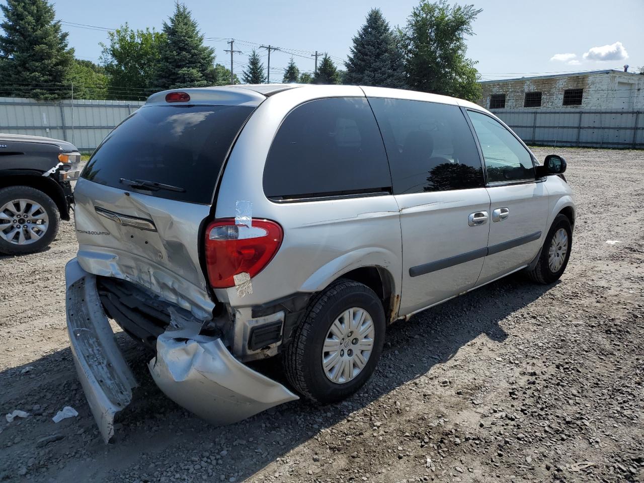 Photo 2 VIN: 1A4GP45R76B669950 - CHRYSLER TOWN & COUNTRY 