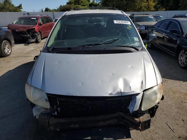 Photo 4 VIN: 1A4GP45R86B630980 - CHRYSLER TOWN & COU 