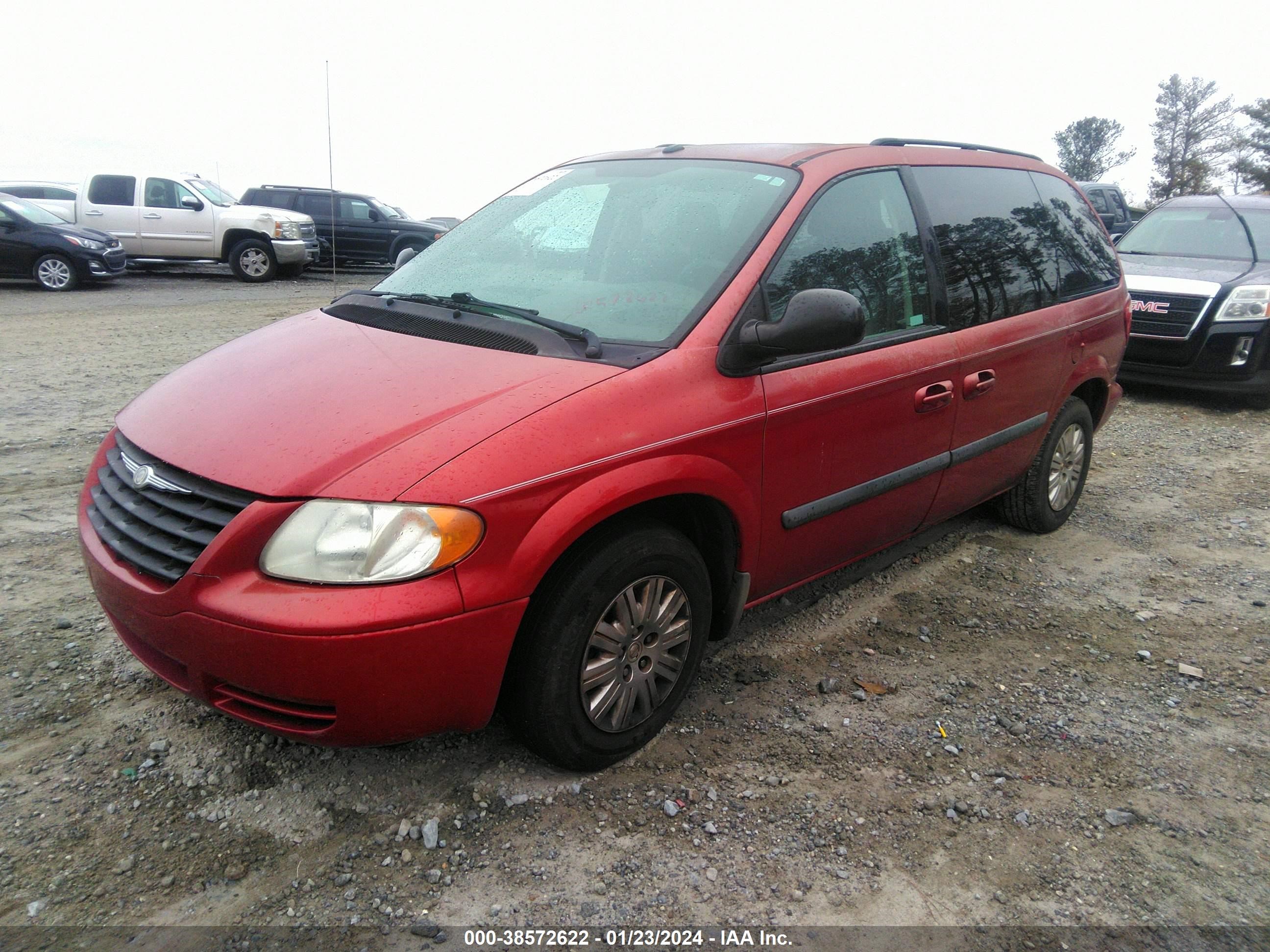 Photo 1 VIN: 1A4GP45R96B620863 - CHRYSLER TOWN & COUNTRY 