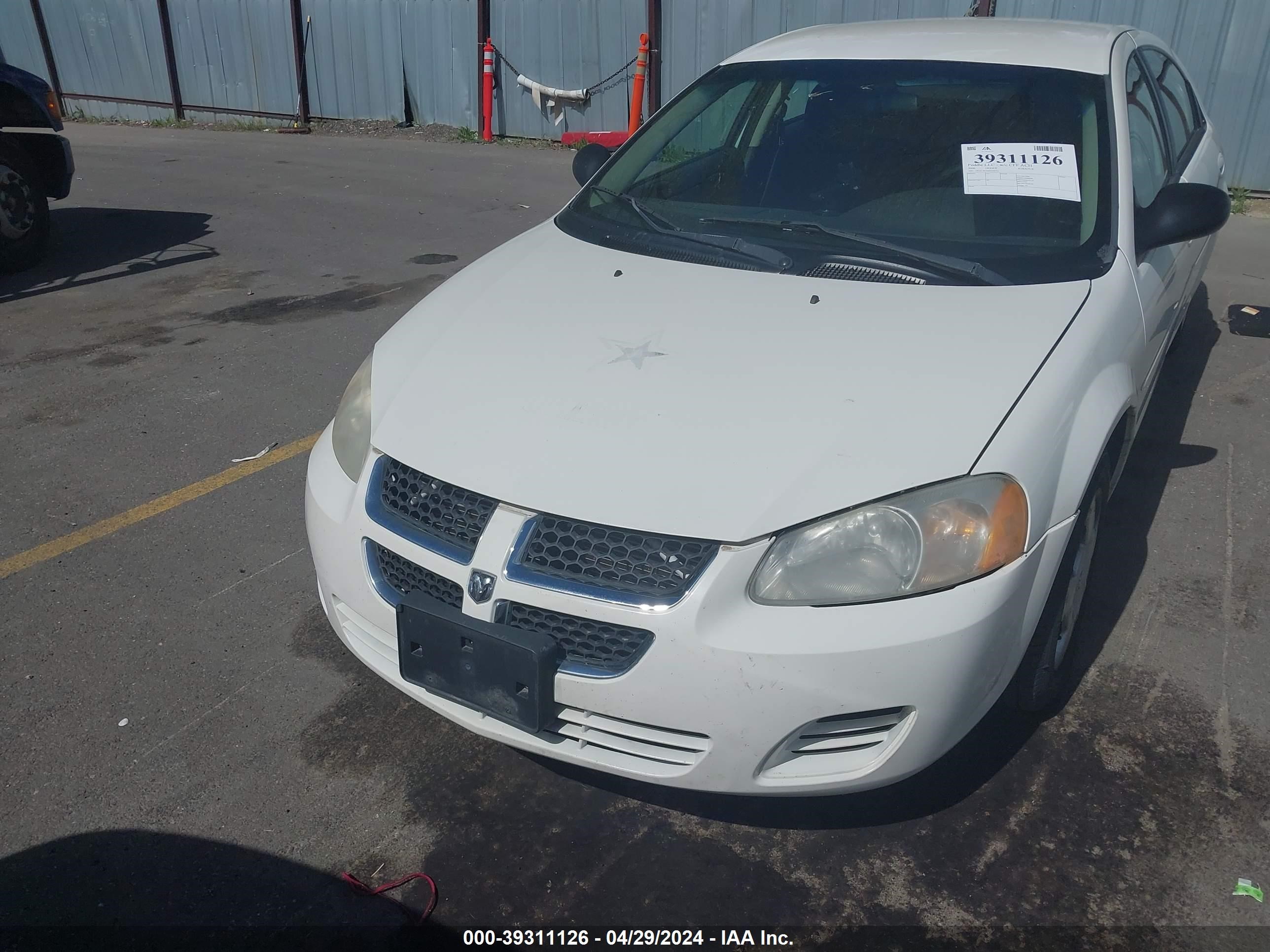 Photo 5 VIN: 1B3AL46T16N228235 - DODGE STRATUS 