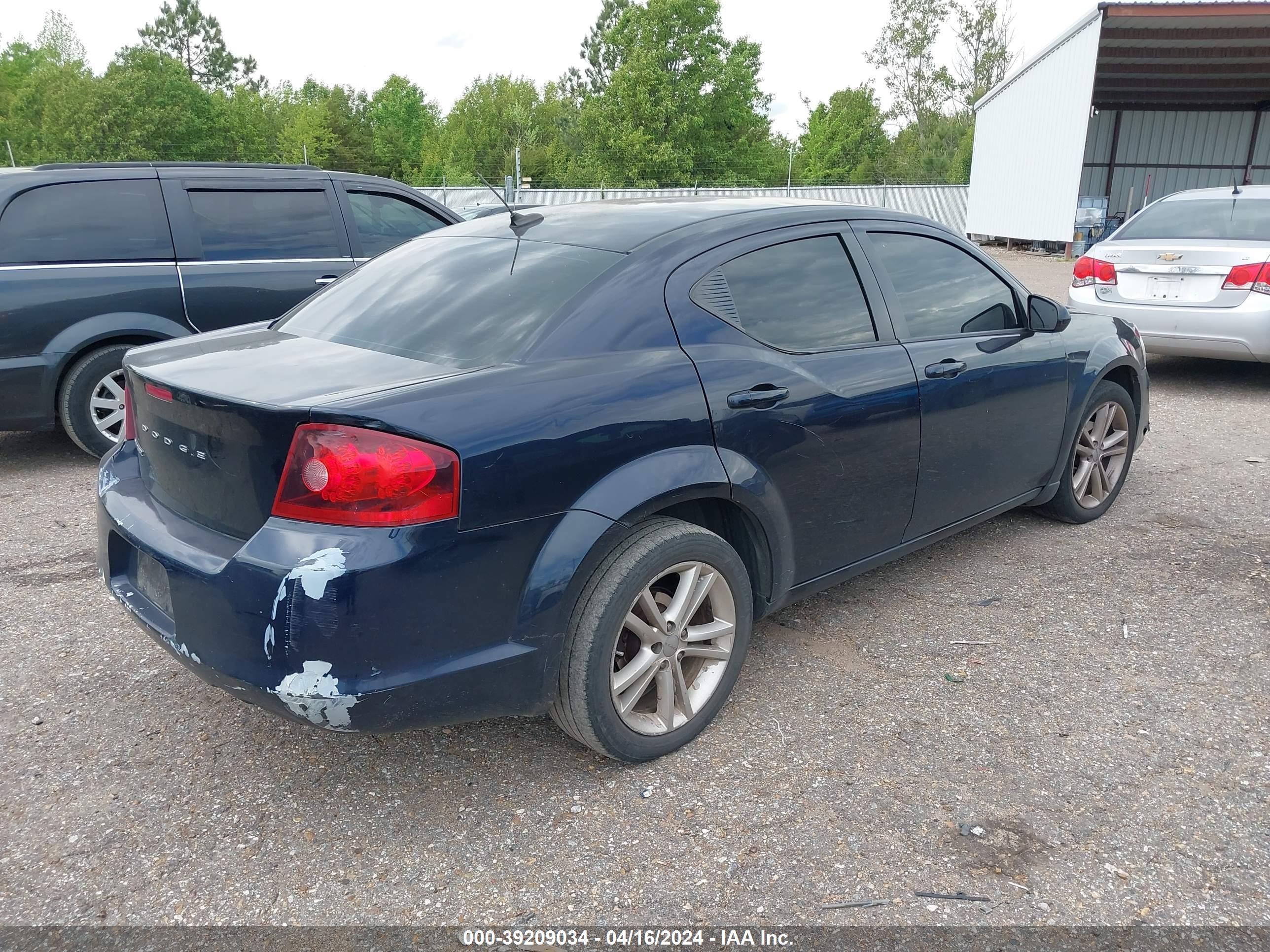 Photo 3 VIN: 1B3BD1FB1BN584847 - DODGE AVENGER 