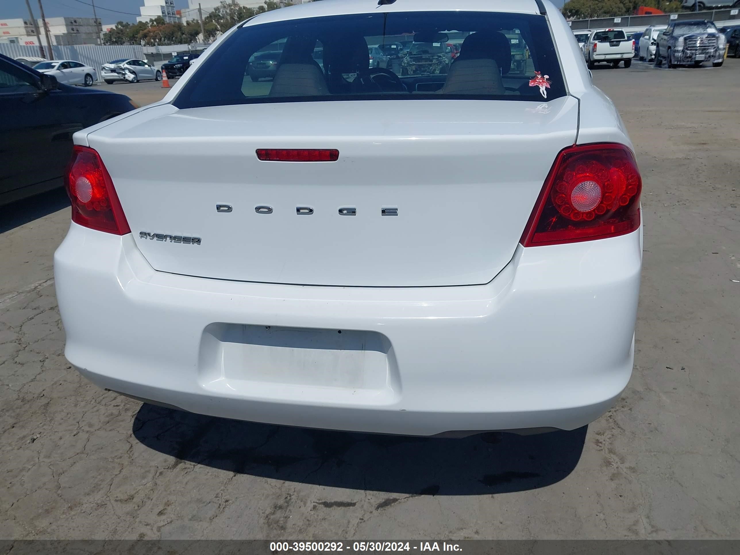 Photo 16 VIN: 1B3BD1FB2BN590639 - DODGE AVENGER 