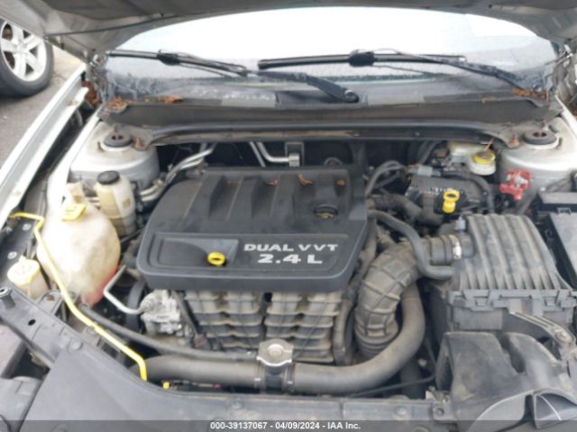 Photo 9 VIN: 1B3BD1FB3BN556953 - DODGE AVENGER 