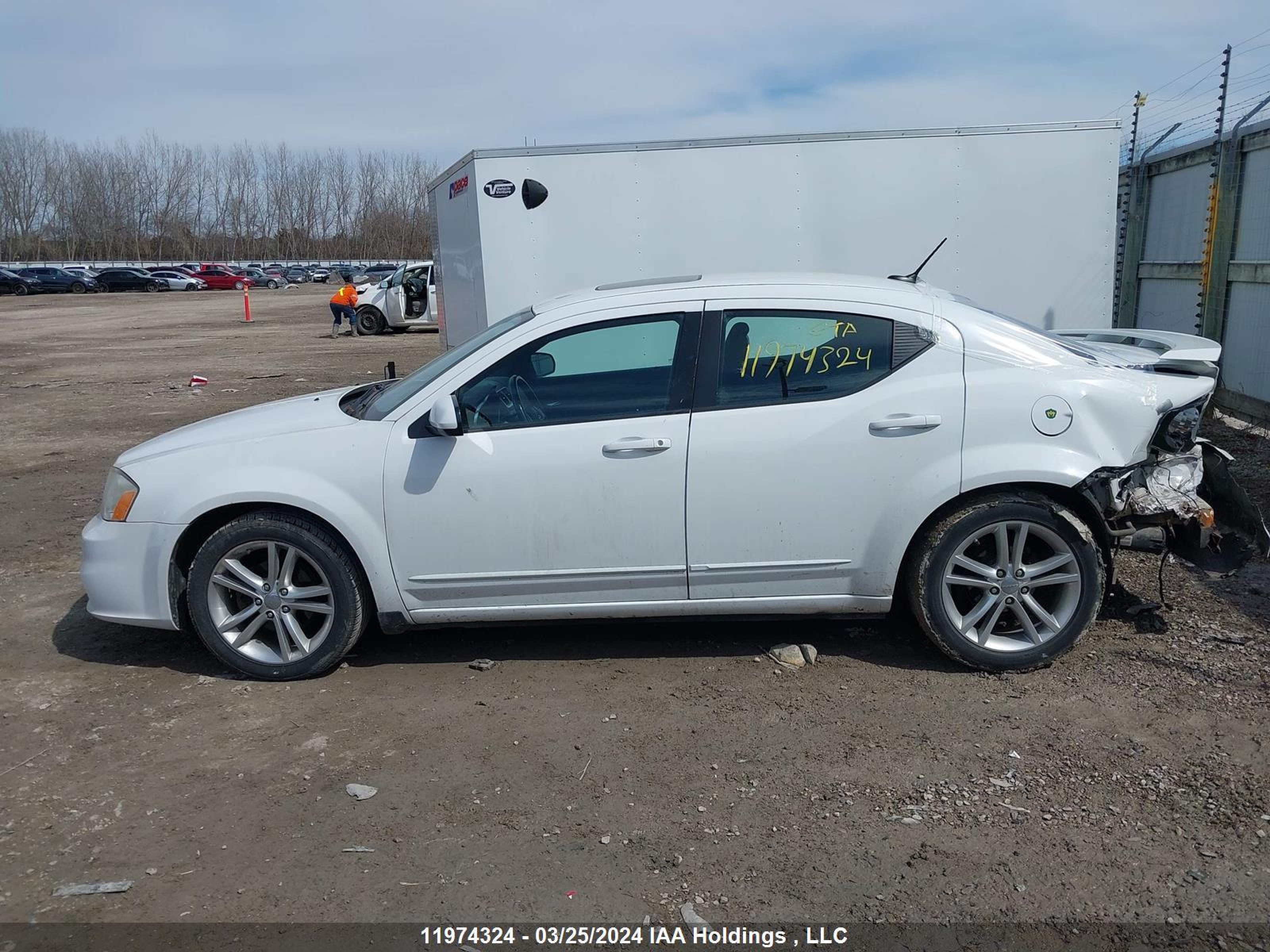 Photo 13 VIN: 1B3BD1FB7BN556583 - DODGE AVENGER 