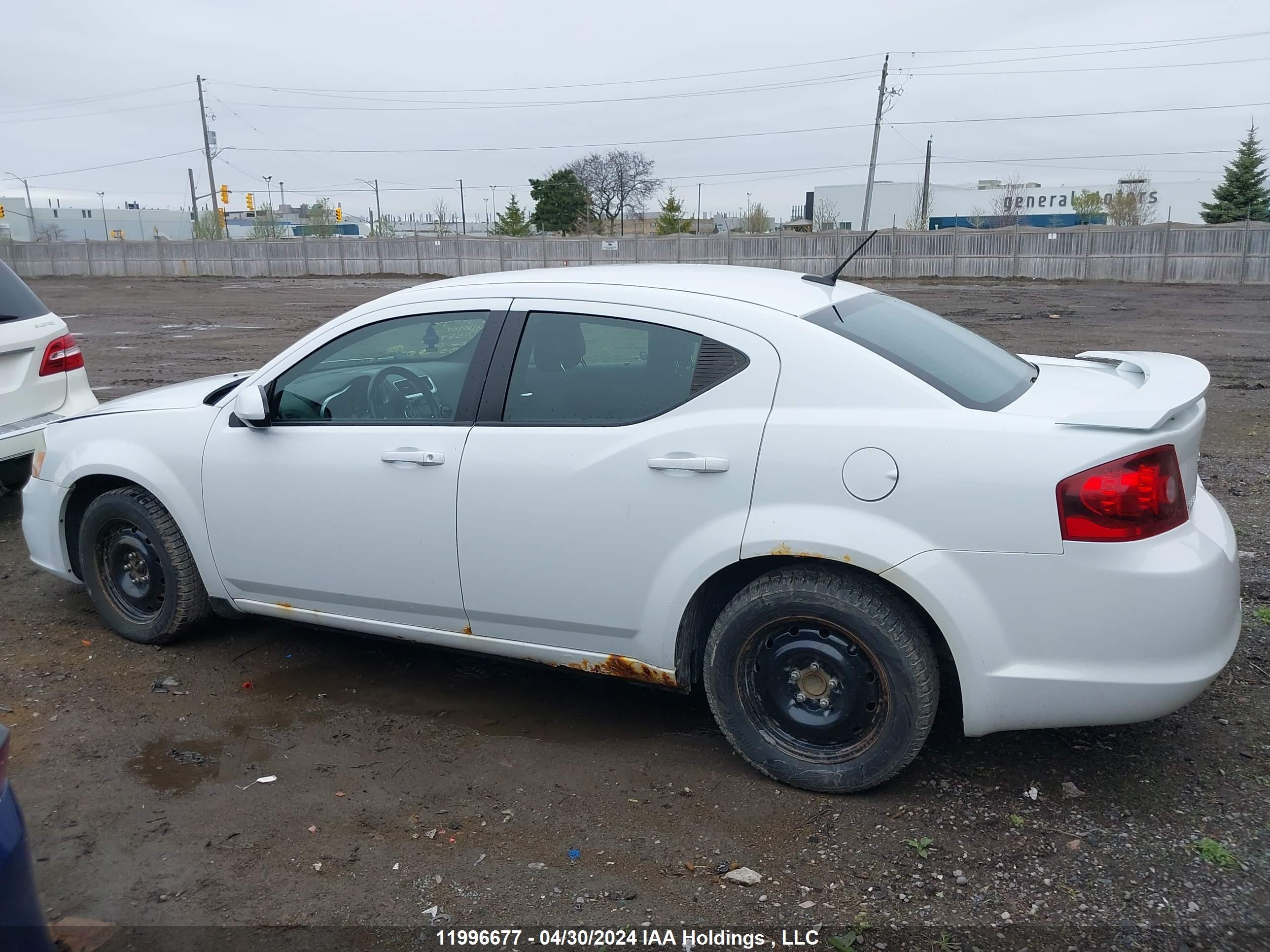 Photo 13 VIN: 1B3BD1FB9BN557556 - DODGE AVENGER 