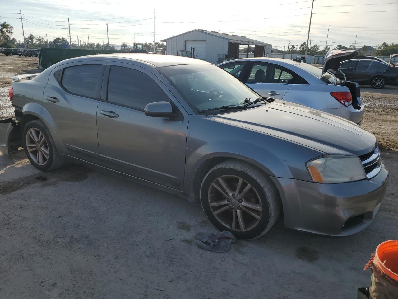 Photo 3 VIN: 1B3BD1FG0BN587640 - DODGE AVENGER 