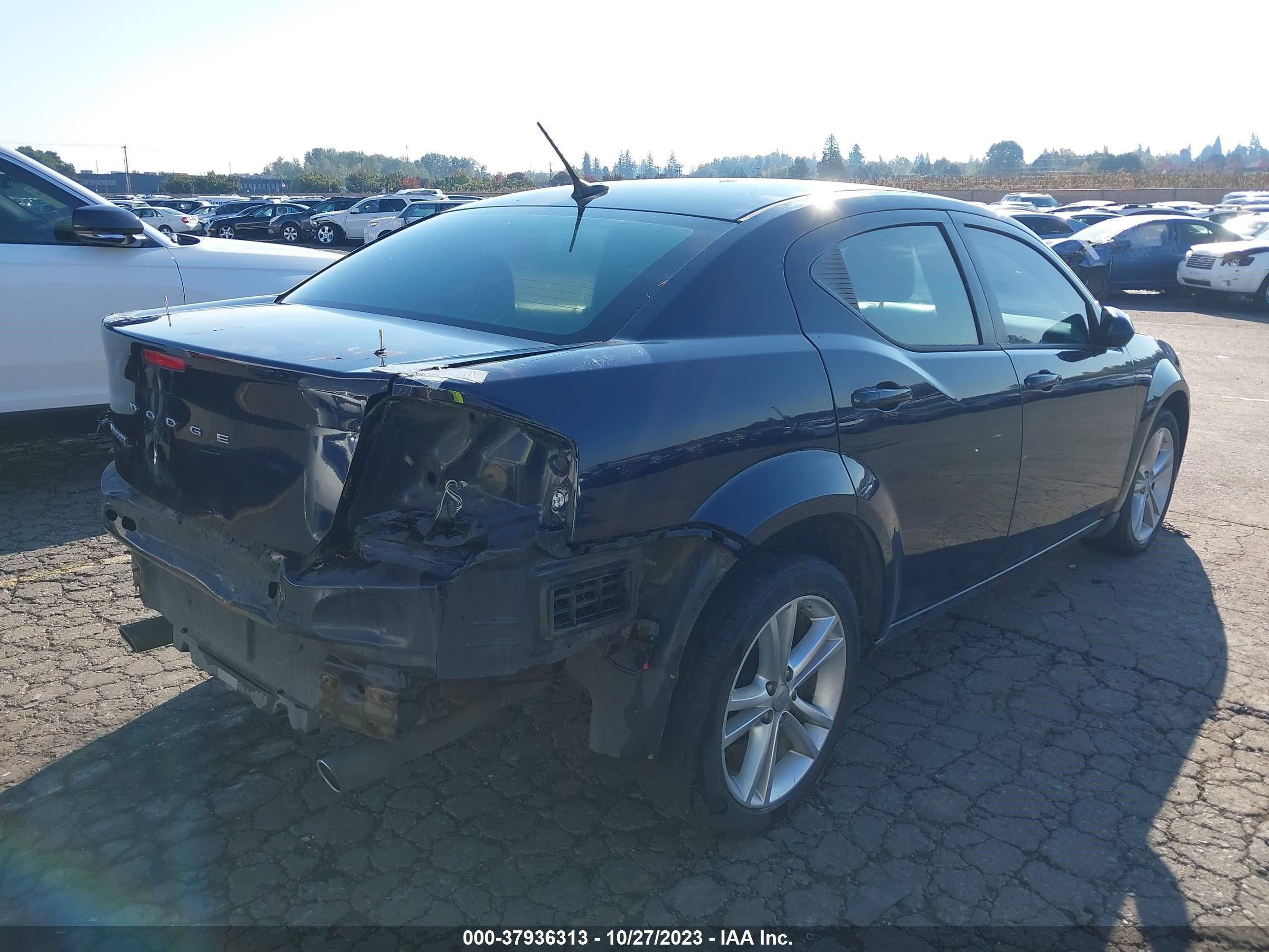 Photo 3 VIN: 1B3BD1FG5BN601631 - DODGE AVENGER 