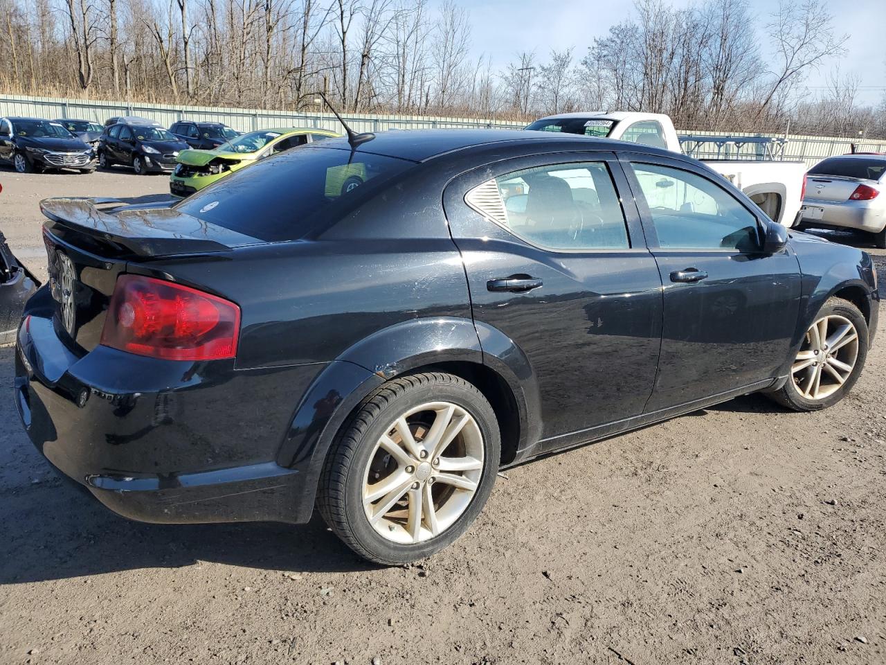 Photo 2 VIN: 1B3BD1FG7BN593533 - DODGE AVENGER 