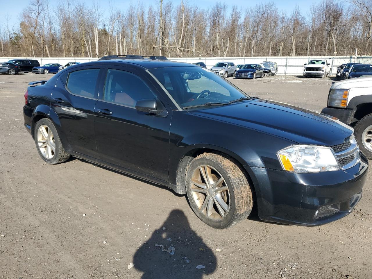 Photo 3 VIN: 1B3BD1FG7BN593533 - DODGE AVENGER 