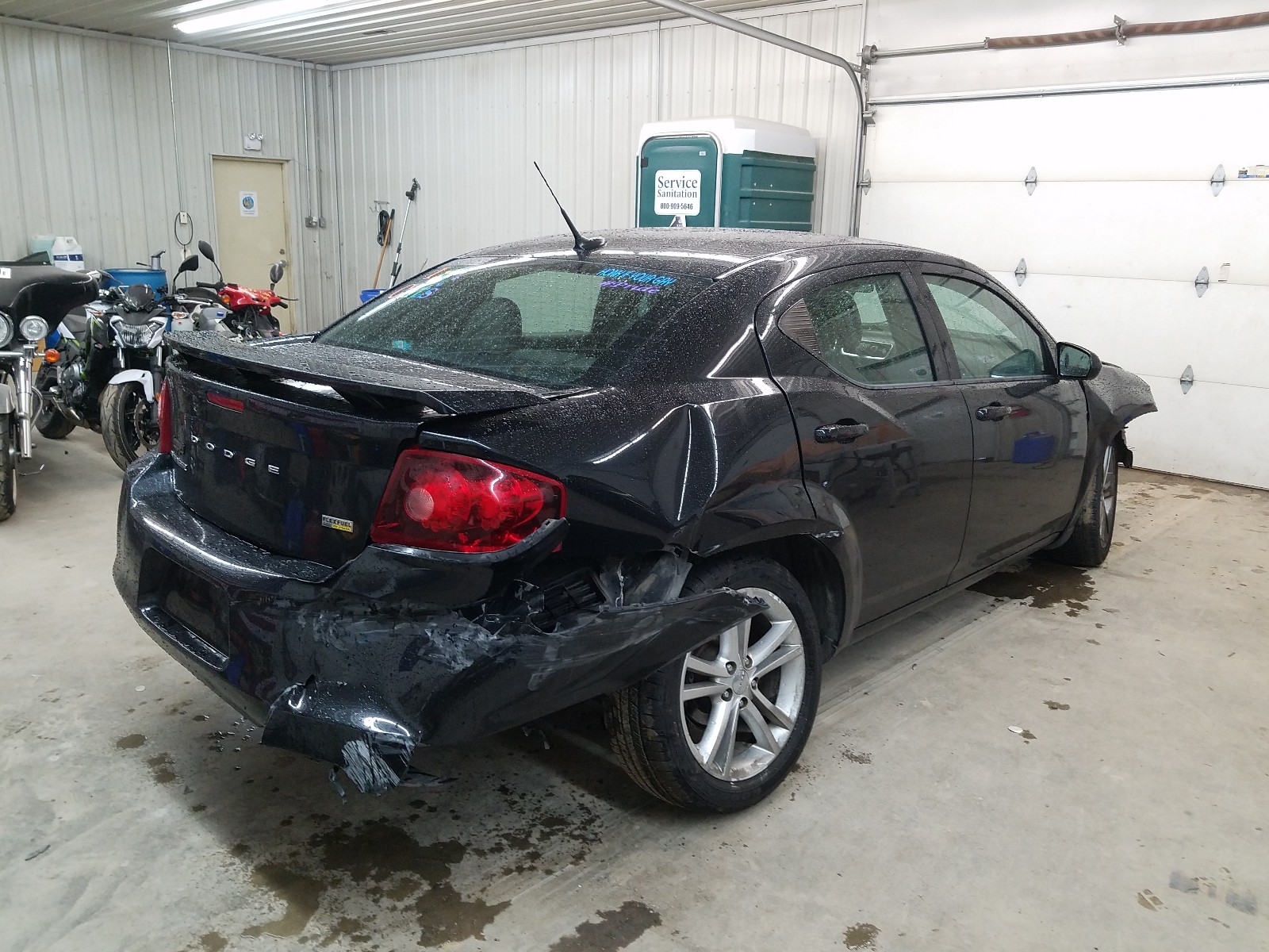 Photo 3 VIN: 1B3BD1FGXBN517210 - DODGE AVENGER MA 