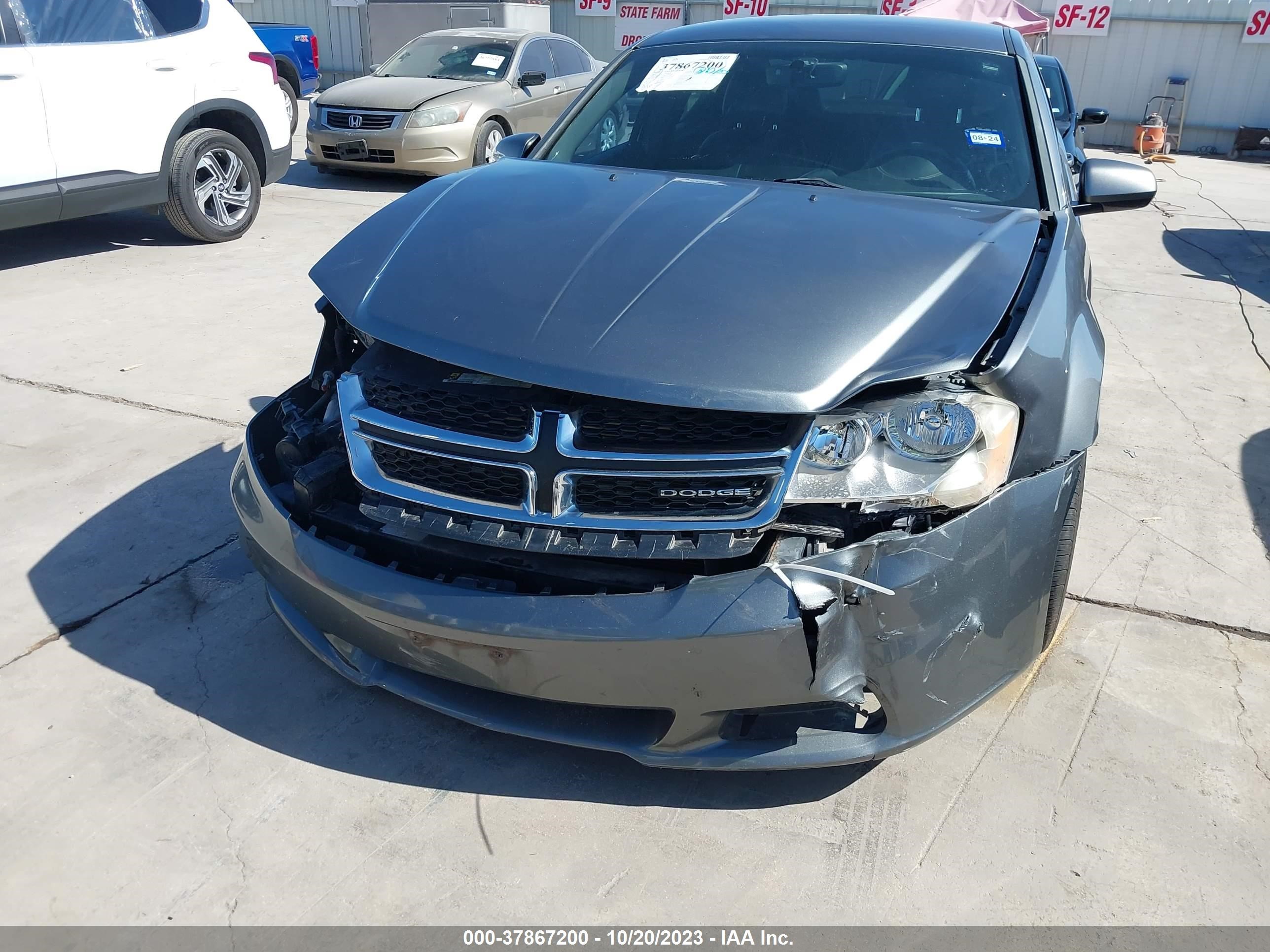 Photo 5 VIN: 1B3BD2FB2BN583468 - DODGE AVENGER 