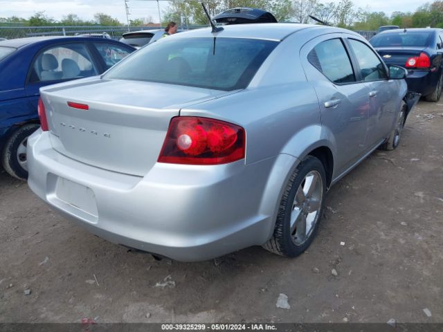 Photo 3 VIN: 1B3BD2FB9BN573634 - DODGE AVENGER 