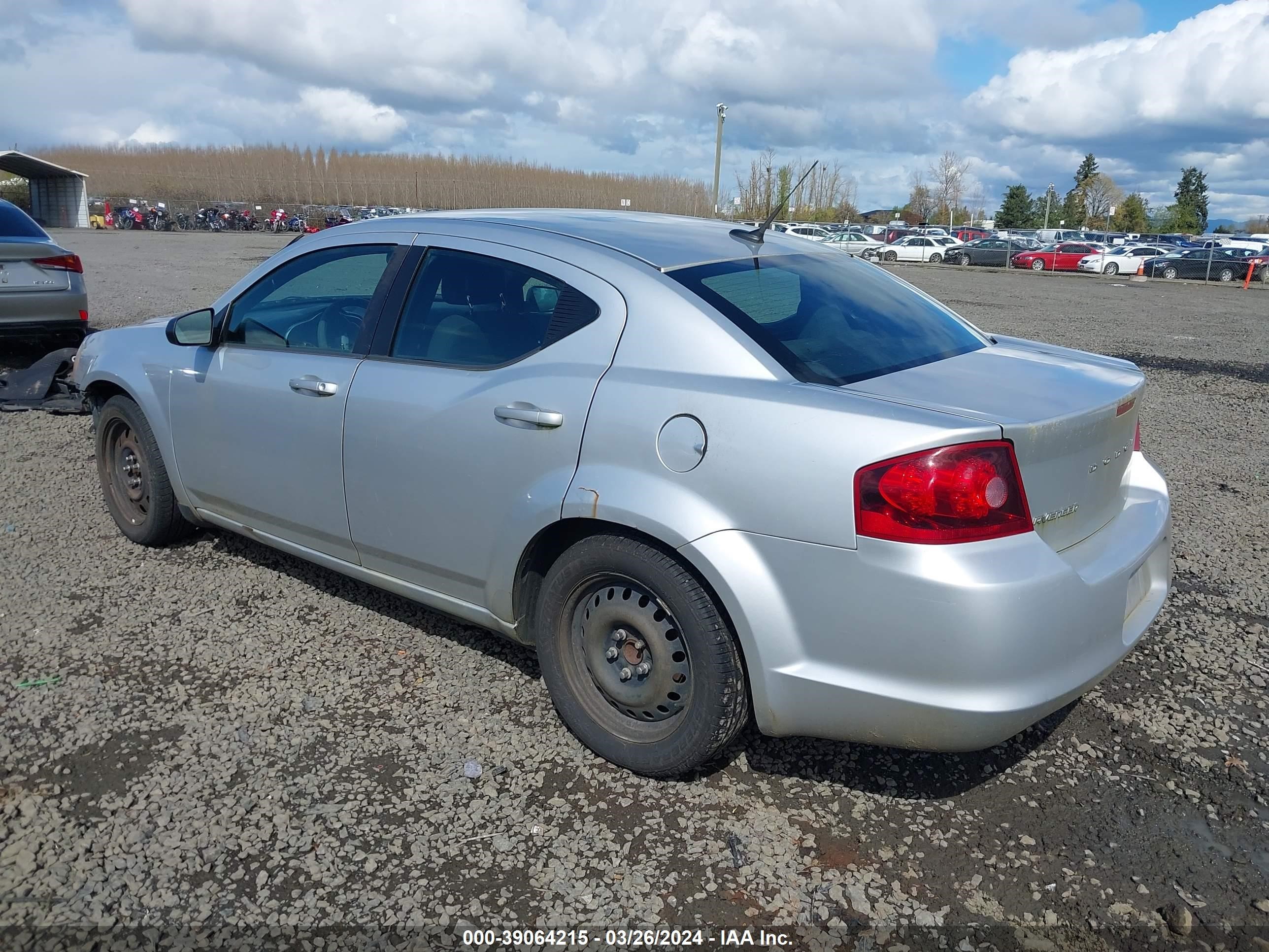 Photo 2 VIN: 1B3BD4FB1BN541918 - DODGE AVENGER 