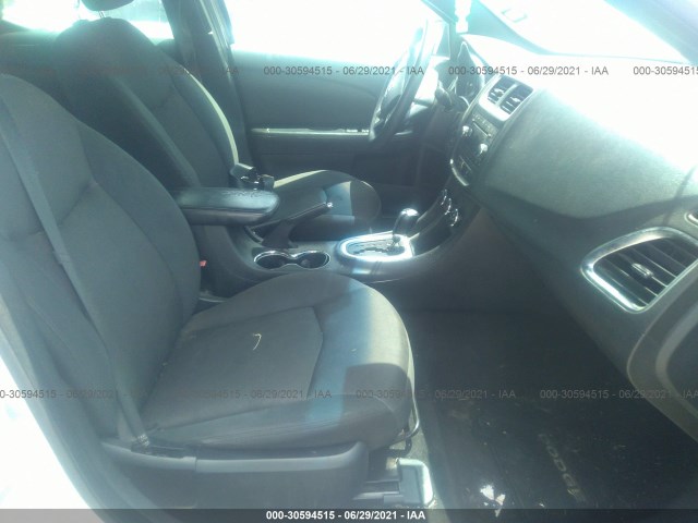 Photo 4 VIN: 1B3BD4FB5BN520957 - DODGE AVENGER 