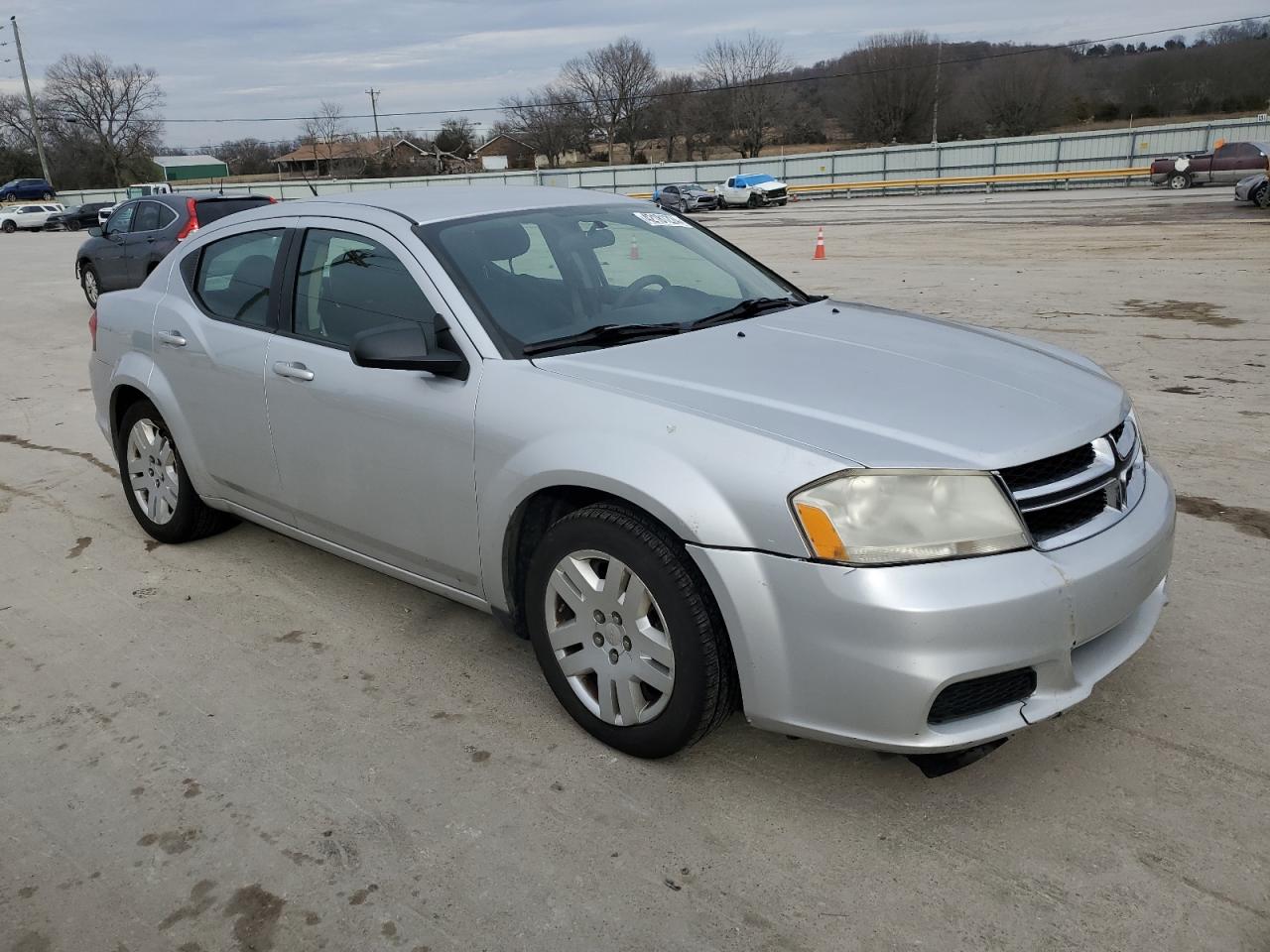 Photo 3 VIN: 1B3BD4FB8BN501870 - DODGE AVENGER 