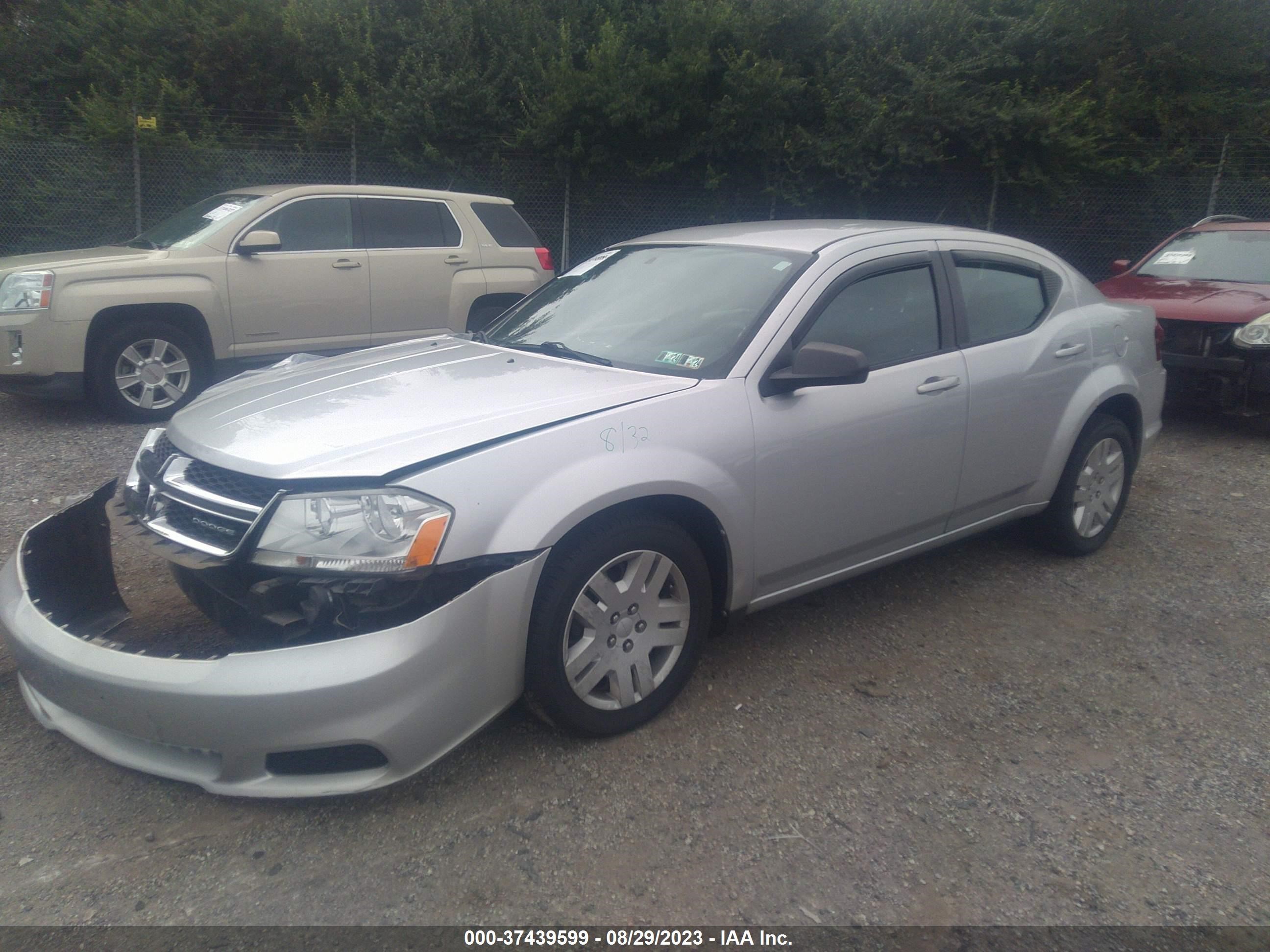 Photo 1 VIN: 1B3BD4FG6BN559052 - DODGE AVENGER 