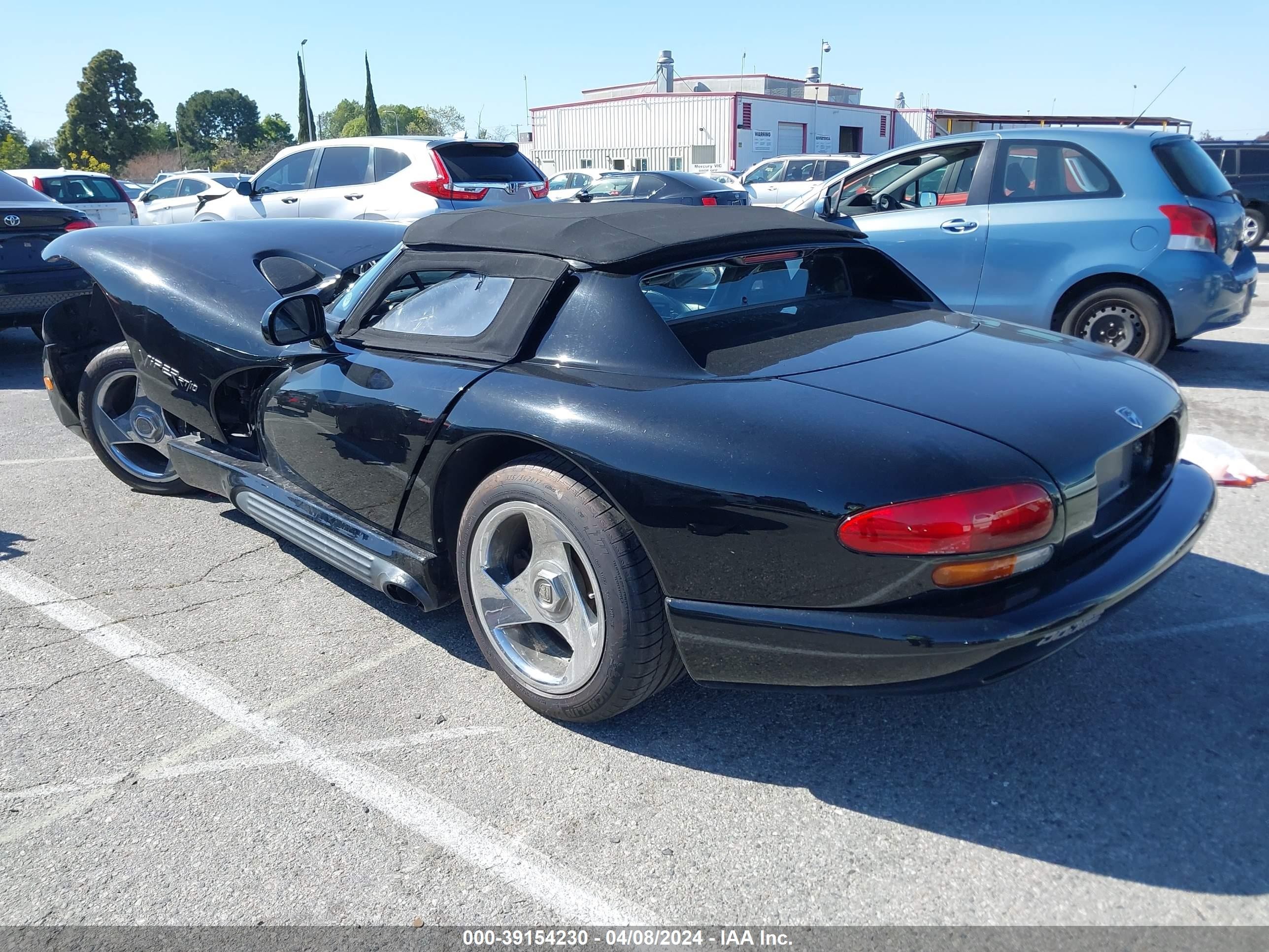 Photo 2 VIN: 1B3BR65E9SV200582 - DODGE VIPER 