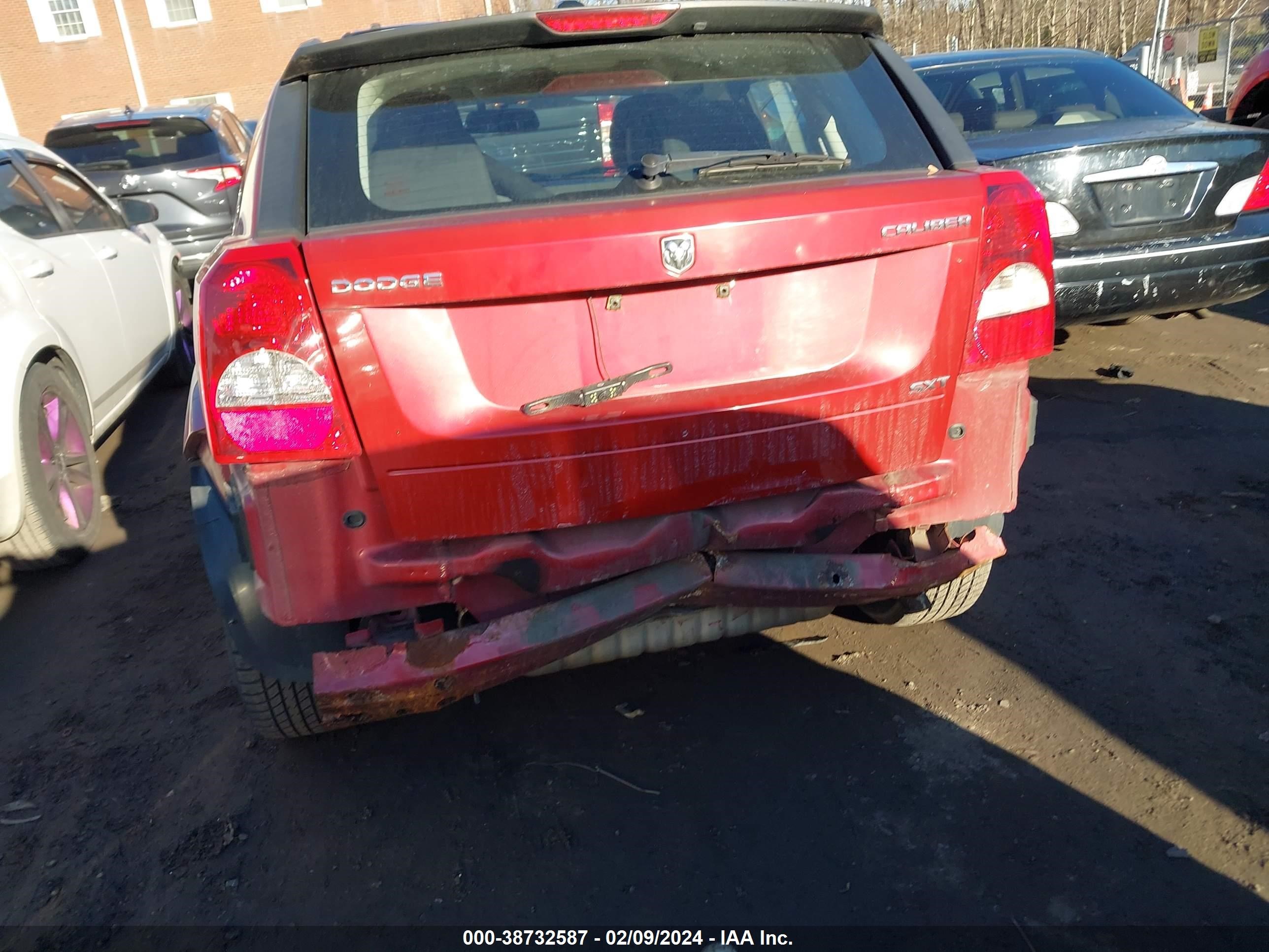 Photo 4 VIN: 1B3CB4HA6AD652077 - DODGE CALIBER 