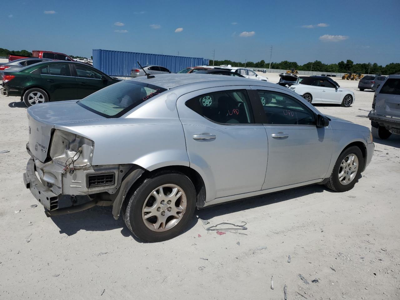 Photo 2 VIN: 1B3CC4FB0AN155335 - DODGE AVENGER 