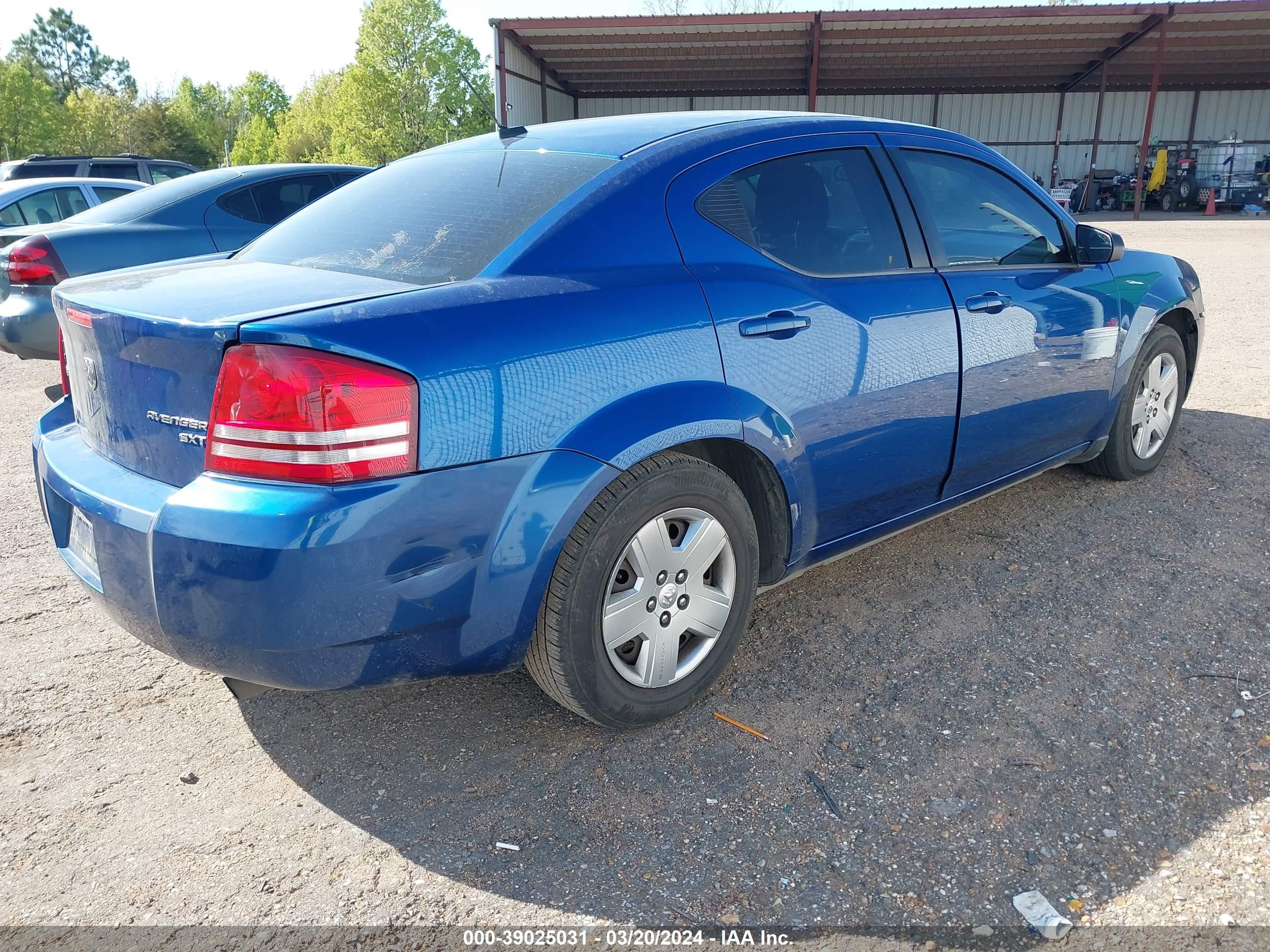 Photo 3 VIN: 1B3CC4FB1AN114308 - DODGE AVENGER 