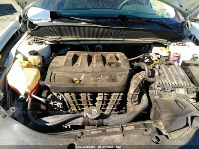 Photo 9 VIN: 1B3CC4FB1AN199263 - DODGE AVENGER 