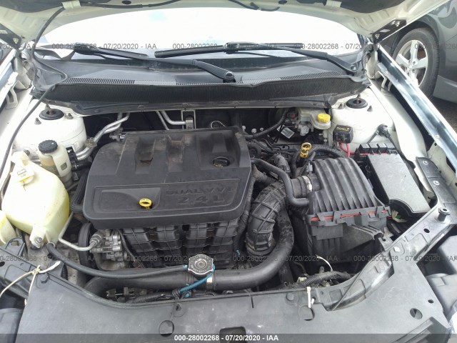 Photo 9 VIN: 1B3CC4FB1AN203733 - DODGE AVENGER 