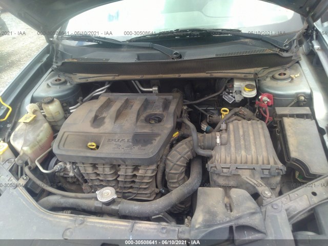 Photo 9 VIN: 1B3CC4FB2AN228916 - DODGE AVENGER 