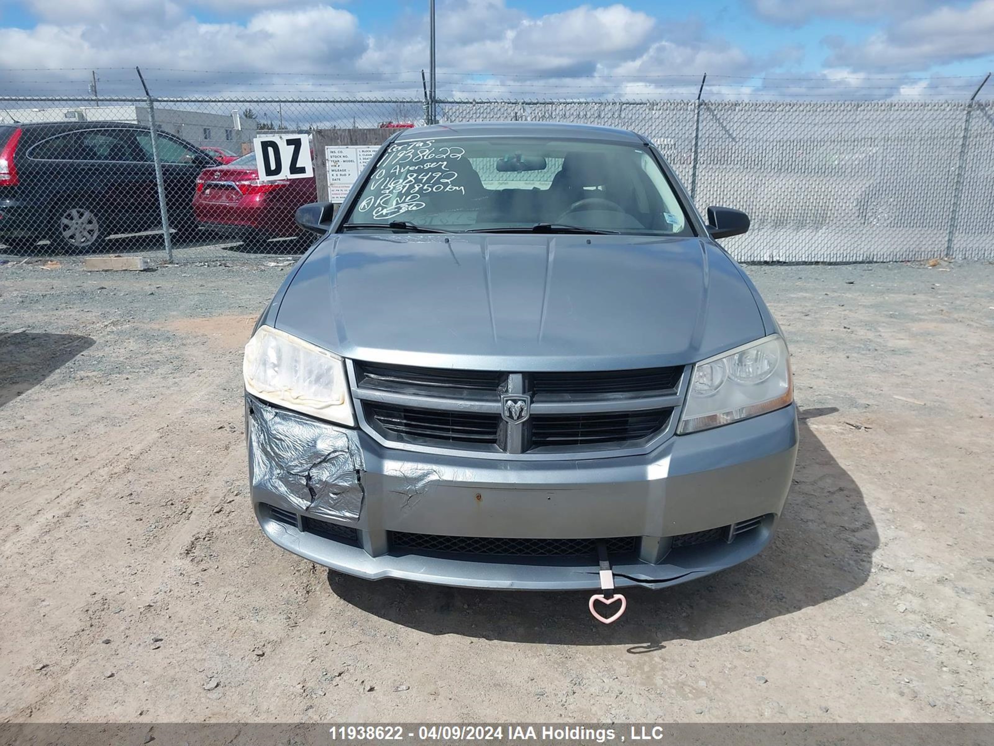 Photo 12 VIN: 1B3CC4FB4AN168492 - DODGE AVENGER 