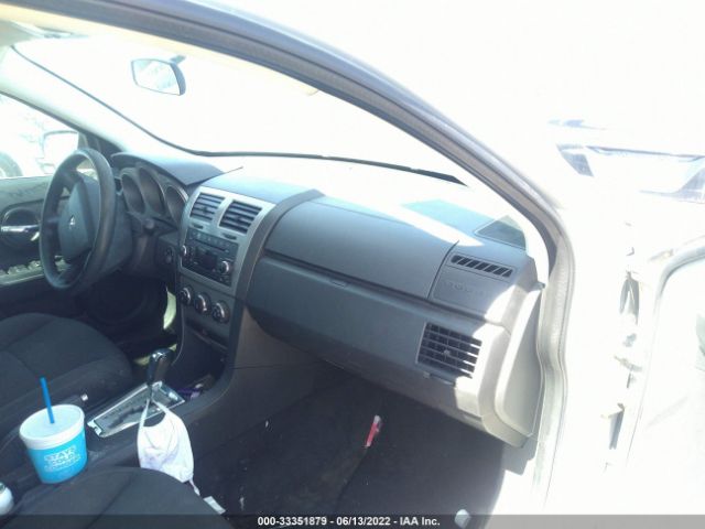 Photo 4 VIN: 1B3CC4FB4AN185552 - DODGE AVENGER 