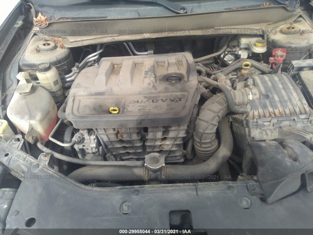 Photo 9 VIN: 1B3CC4FB6AN172947 - DODGE AVENGER 