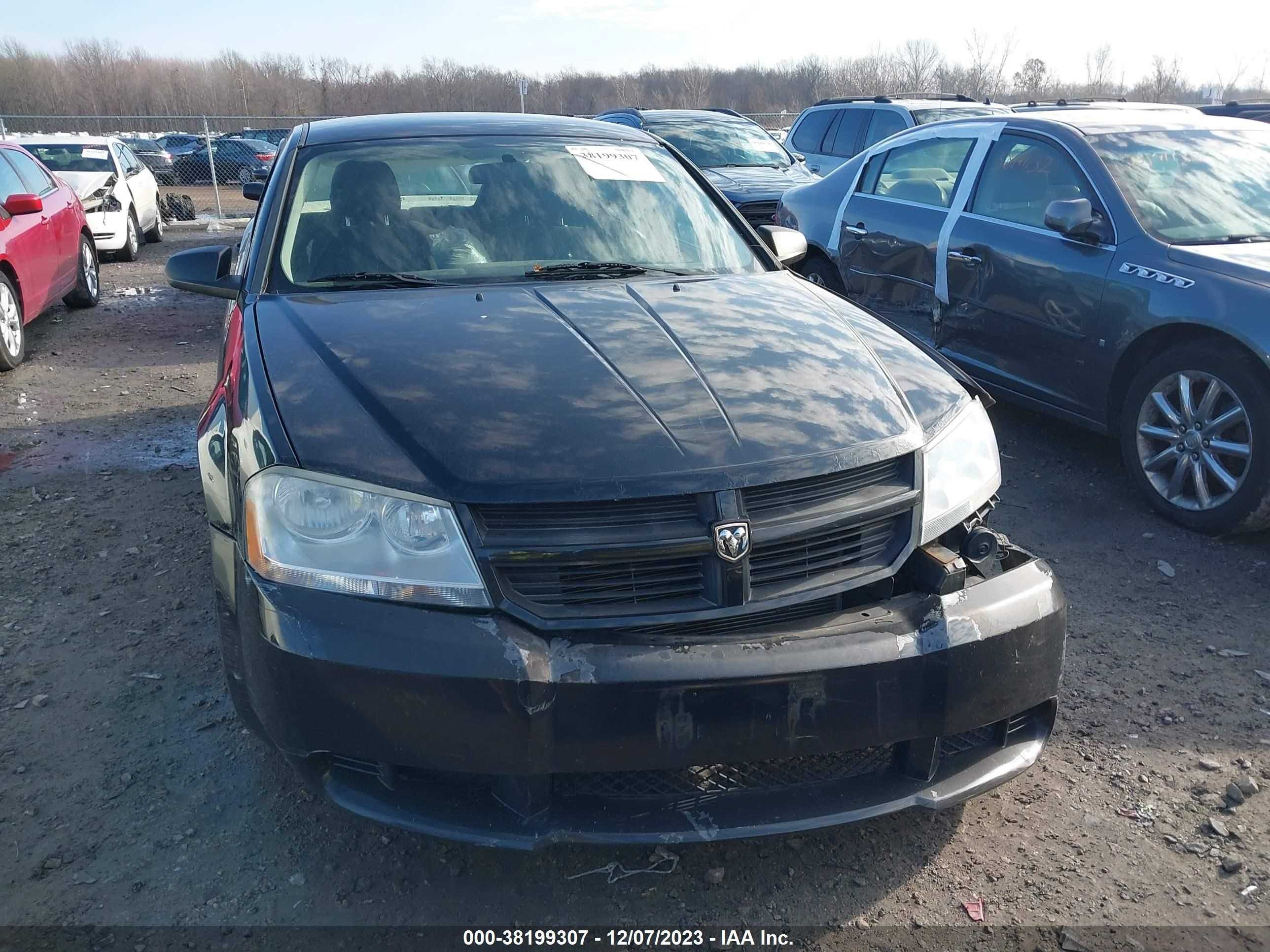 Photo 10 VIN: 1B3CC4FB6AN198948 - DODGE AVENGER 