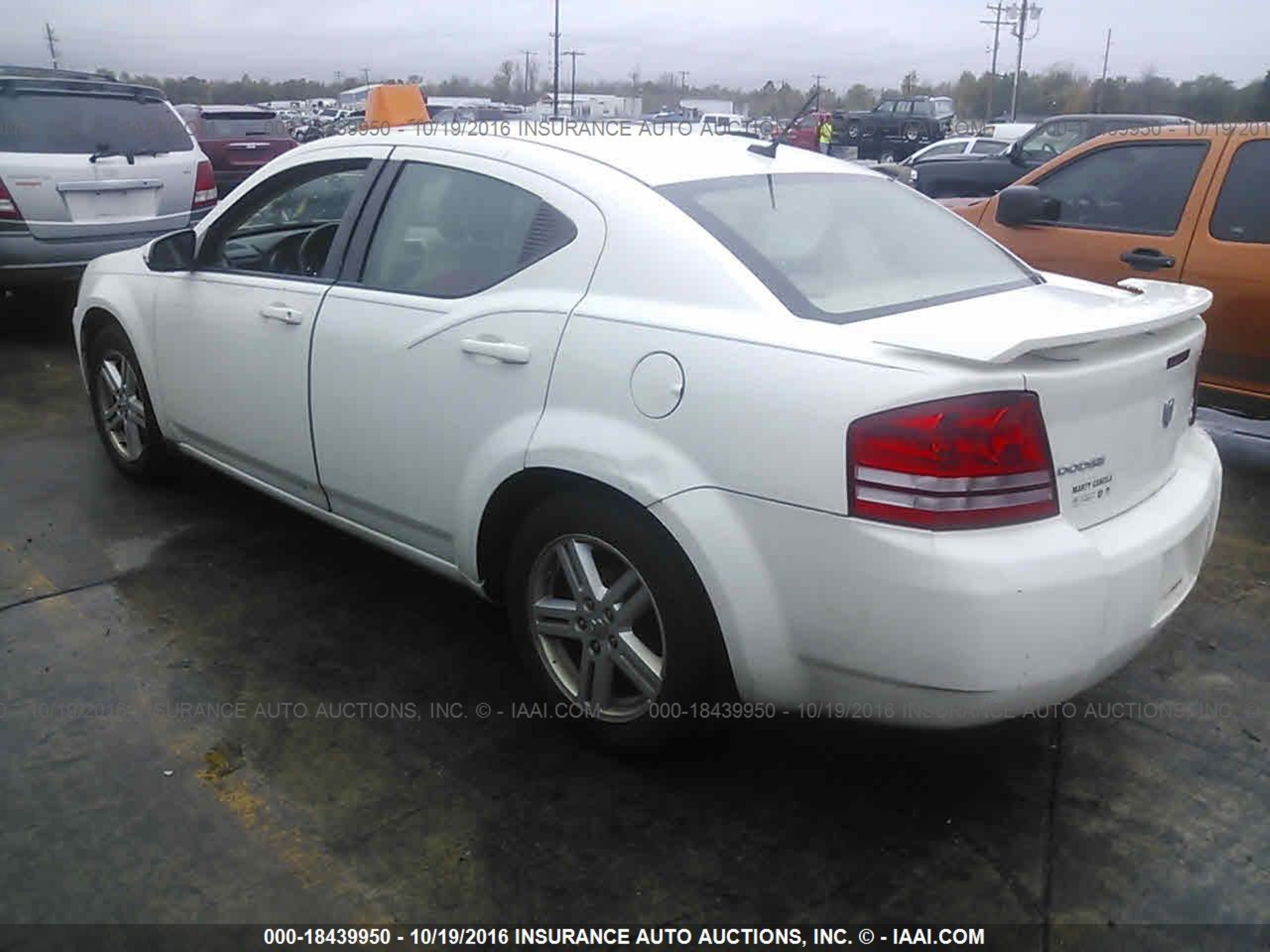 Photo 2 VIN: 1B3CC5FB4AN205997 - DODGE AVENGER 