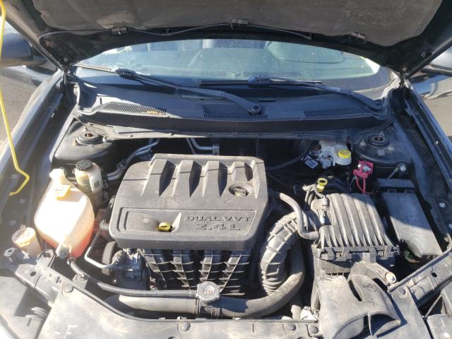 Photo 6 VIN: 1B3CC5FB4AN211850 - DODGE AVENGER 