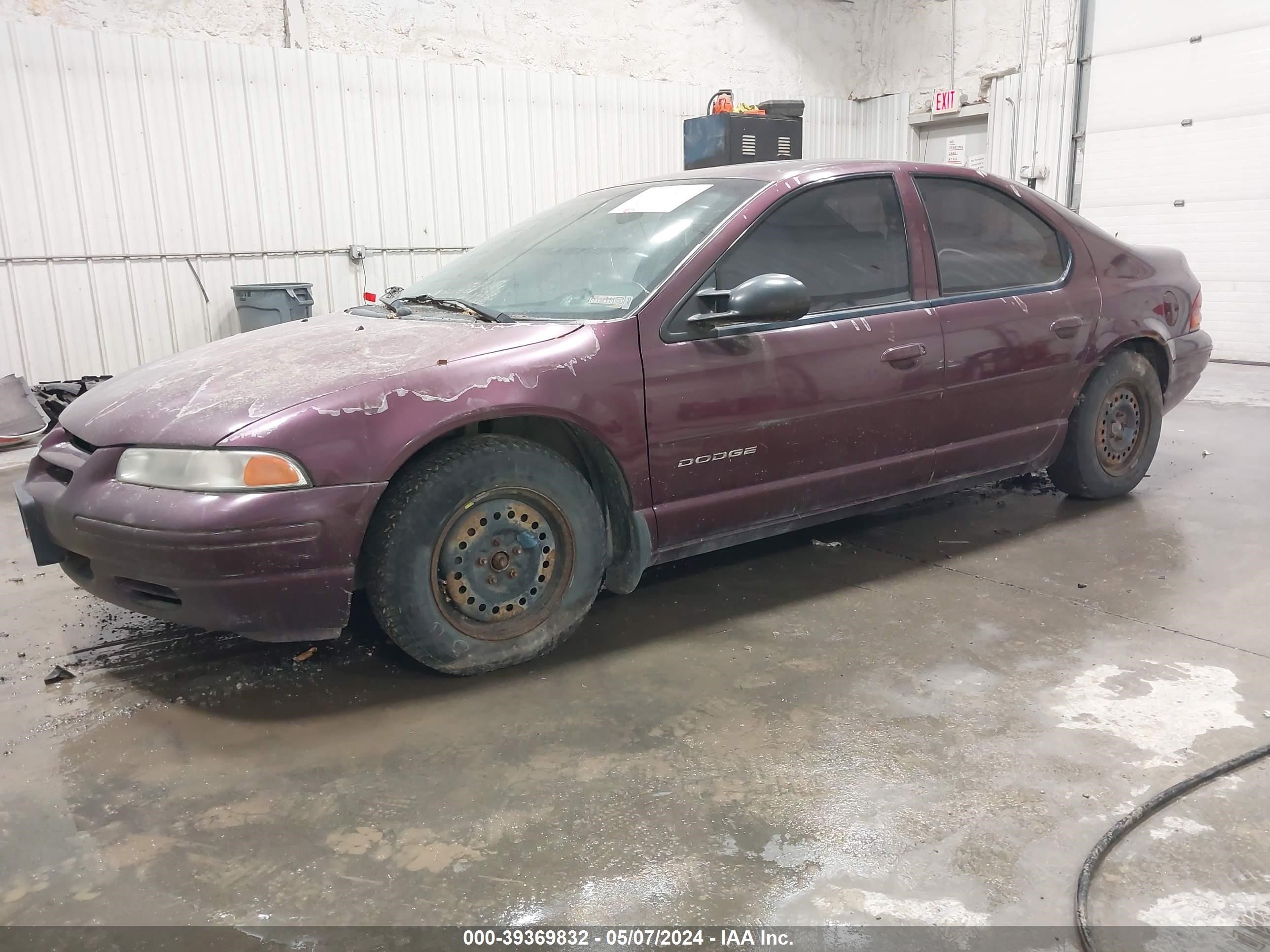 Photo 1 VIN: 1B3EJ46CXWN305790 - DODGE STRATUS 