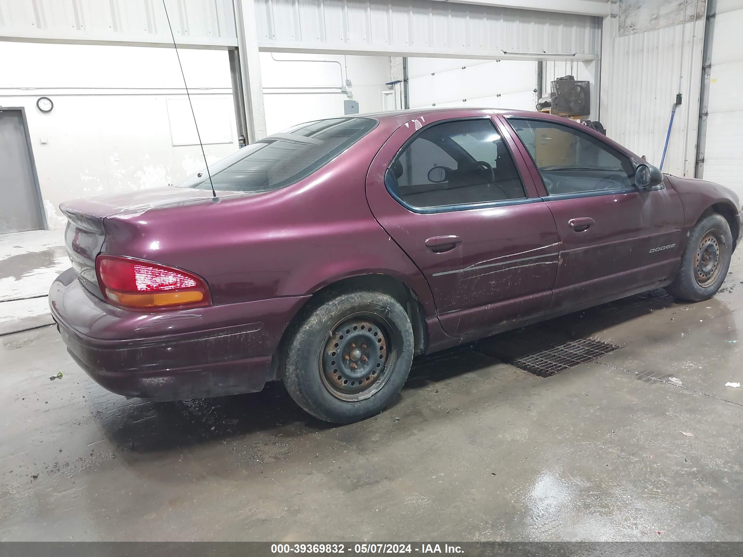 Photo 3 VIN: 1B3EJ46CXWN305790 - DODGE STRATUS 