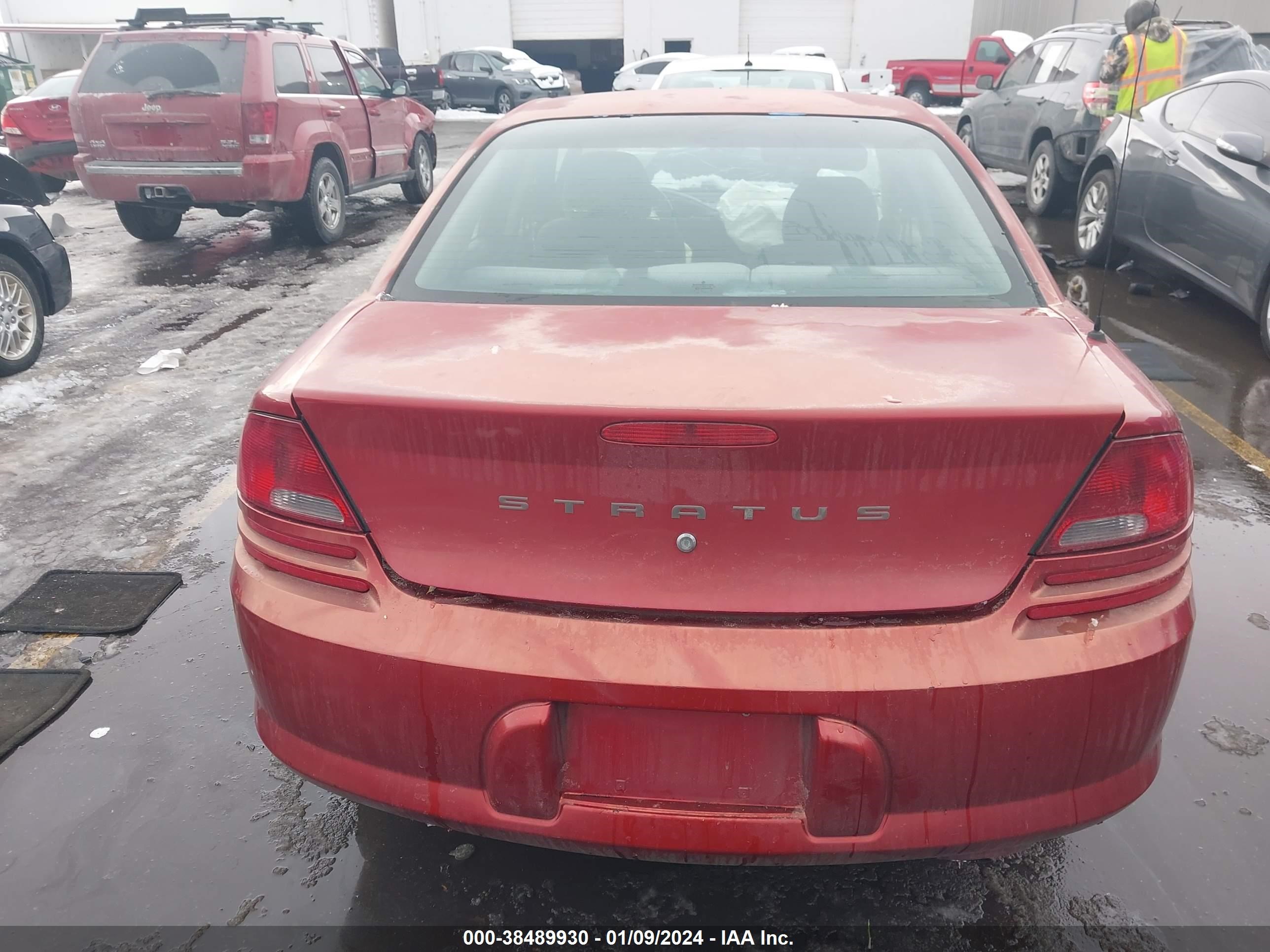 Photo 16 VIN: 1B3EJ46U71N508380 - DODGE STRATUS 