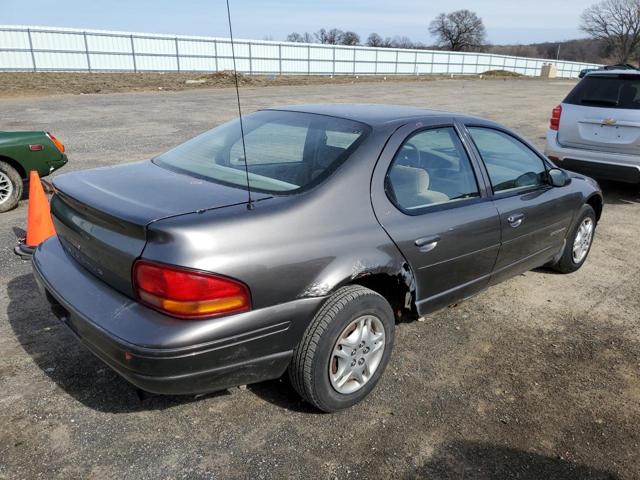 Photo 2 VIN: 1B3EJ46X6YN266766 - DODGE STRATUS 