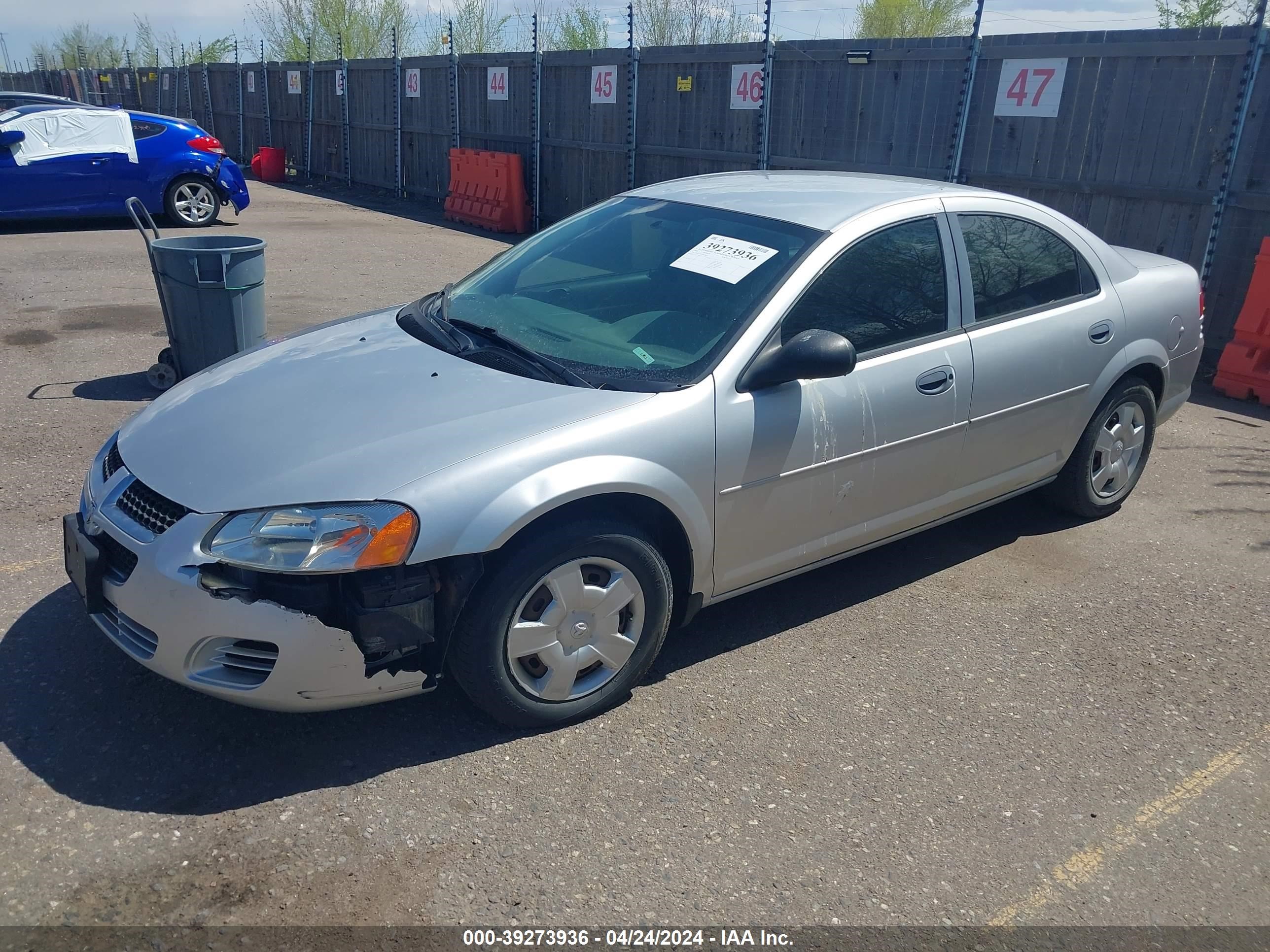 Photo 1 VIN: 1B3EL36R14N300225 - DODGE STRATUS 