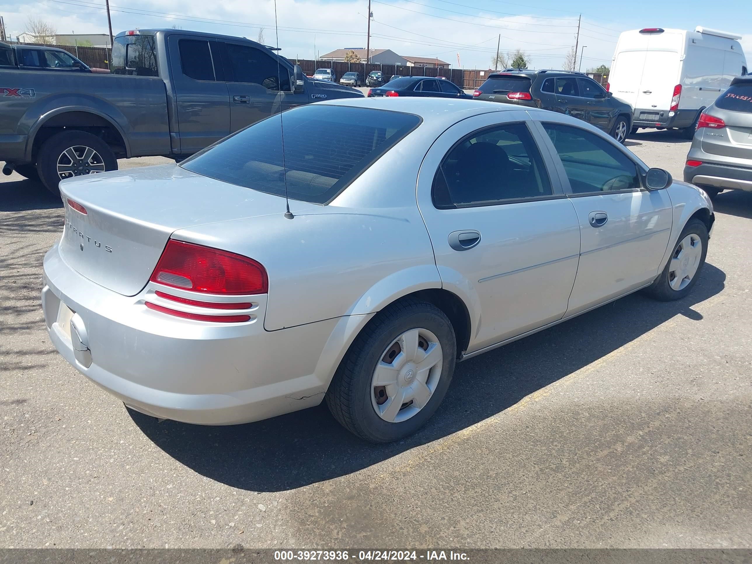 Photo 3 VIN: 1B3EL36R14N300225 - DODGE STRATUS 