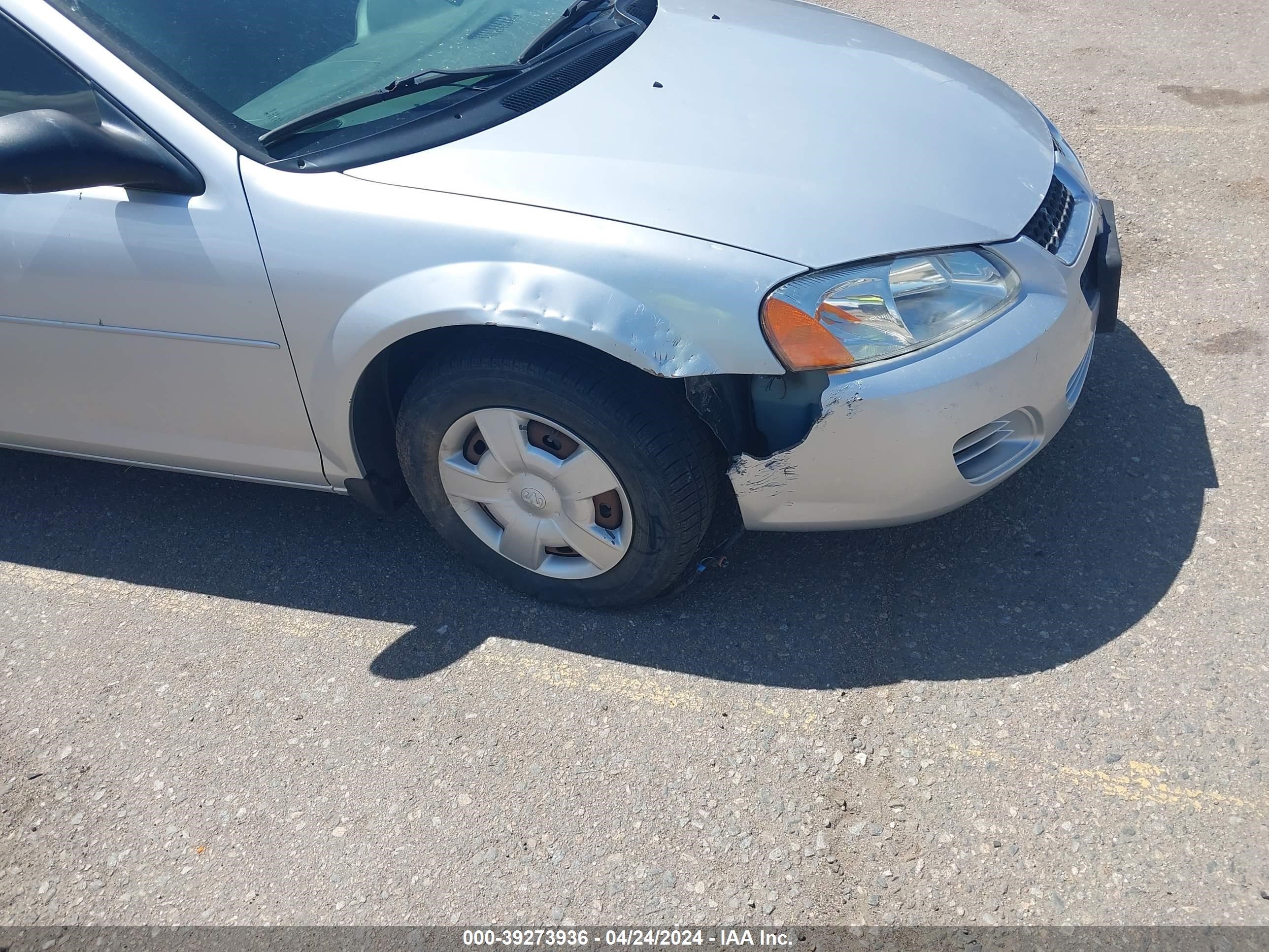 Photo 5 VIN: 1B3EL36R14N300225 - DODGE STRATUS 