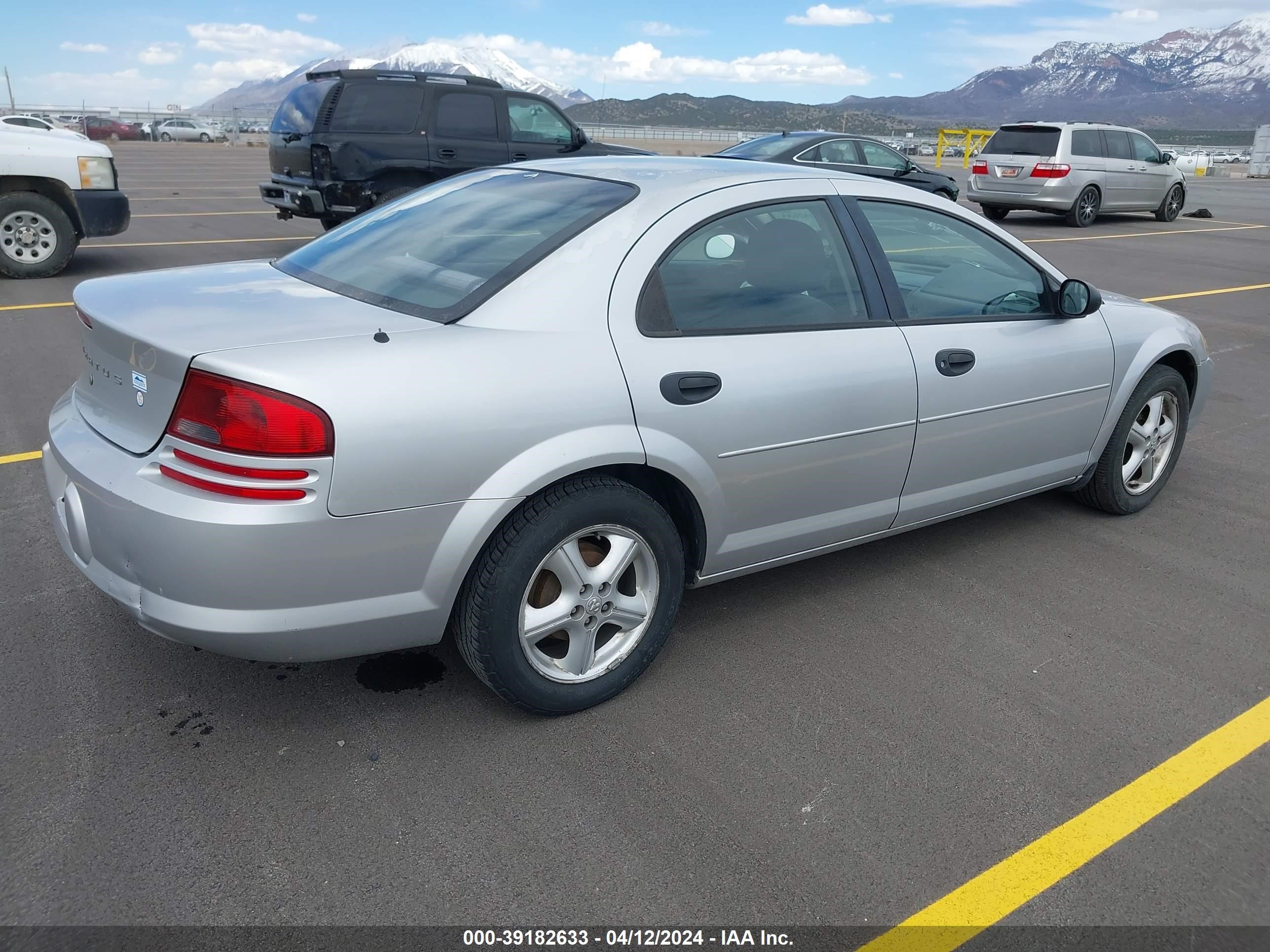 Photo 3 VIN: 1B3EL36R24N376567 - DODGE STRATUS 