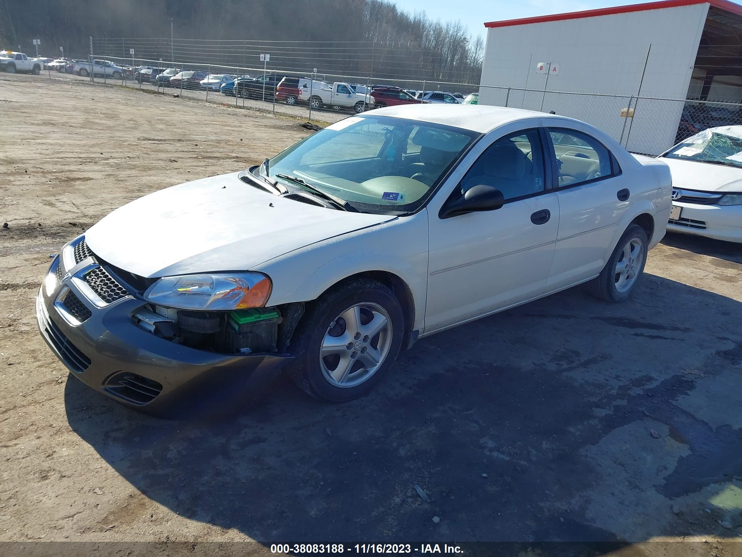 Photo 1 VIN: 1B3EL36R94N325969 - DODGE STRATUS 