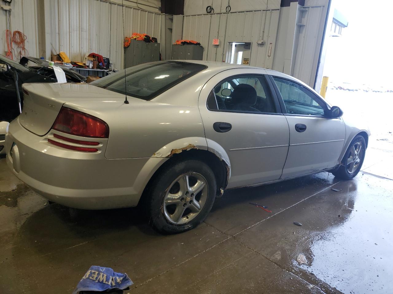 Photo 2 VIN: 1B3EL36T63N610154 - DODGE STRATUS 