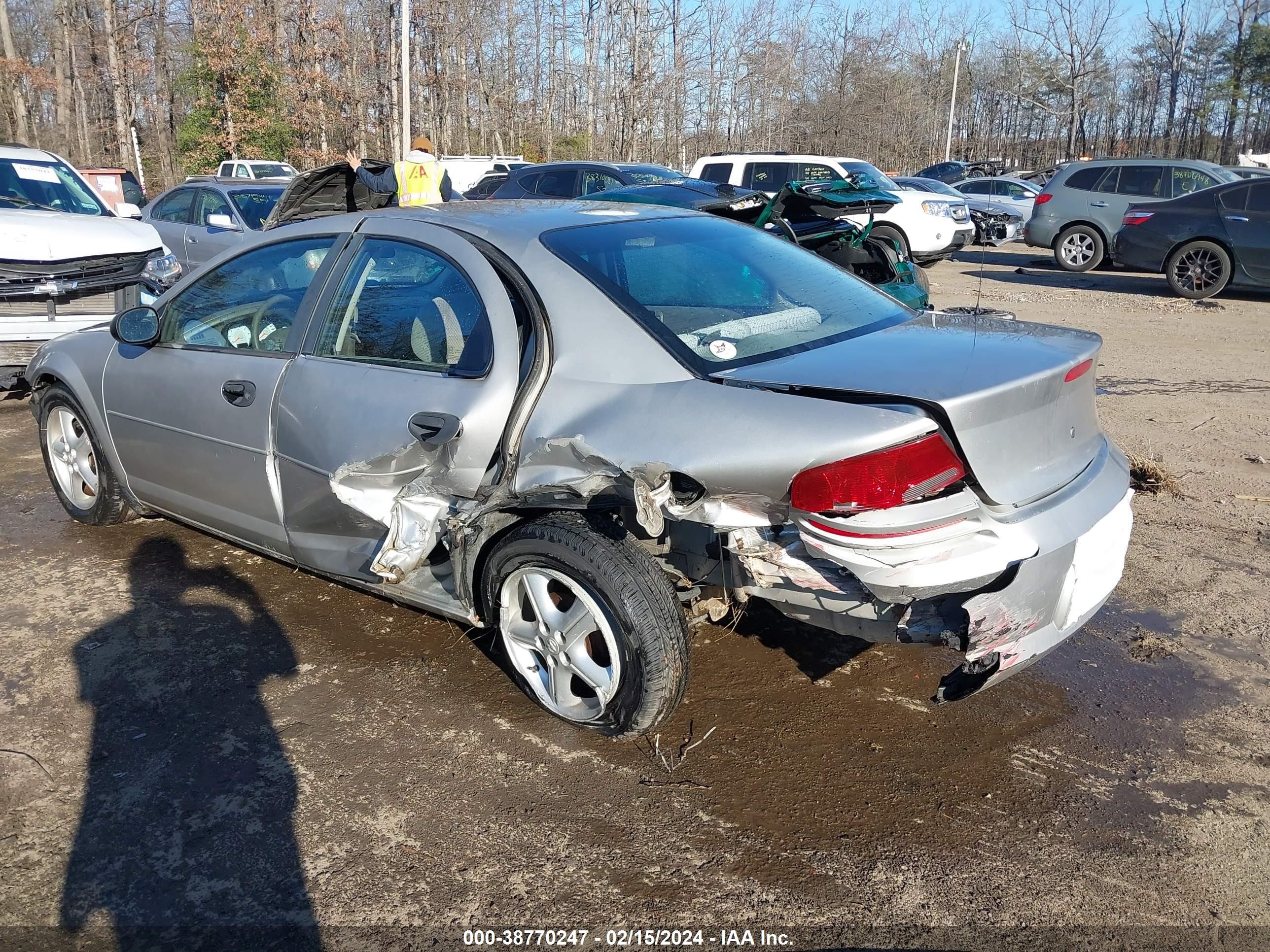 Photo 5 VIN: 1B3EL36X74N419508 - DODGE STRATUS 