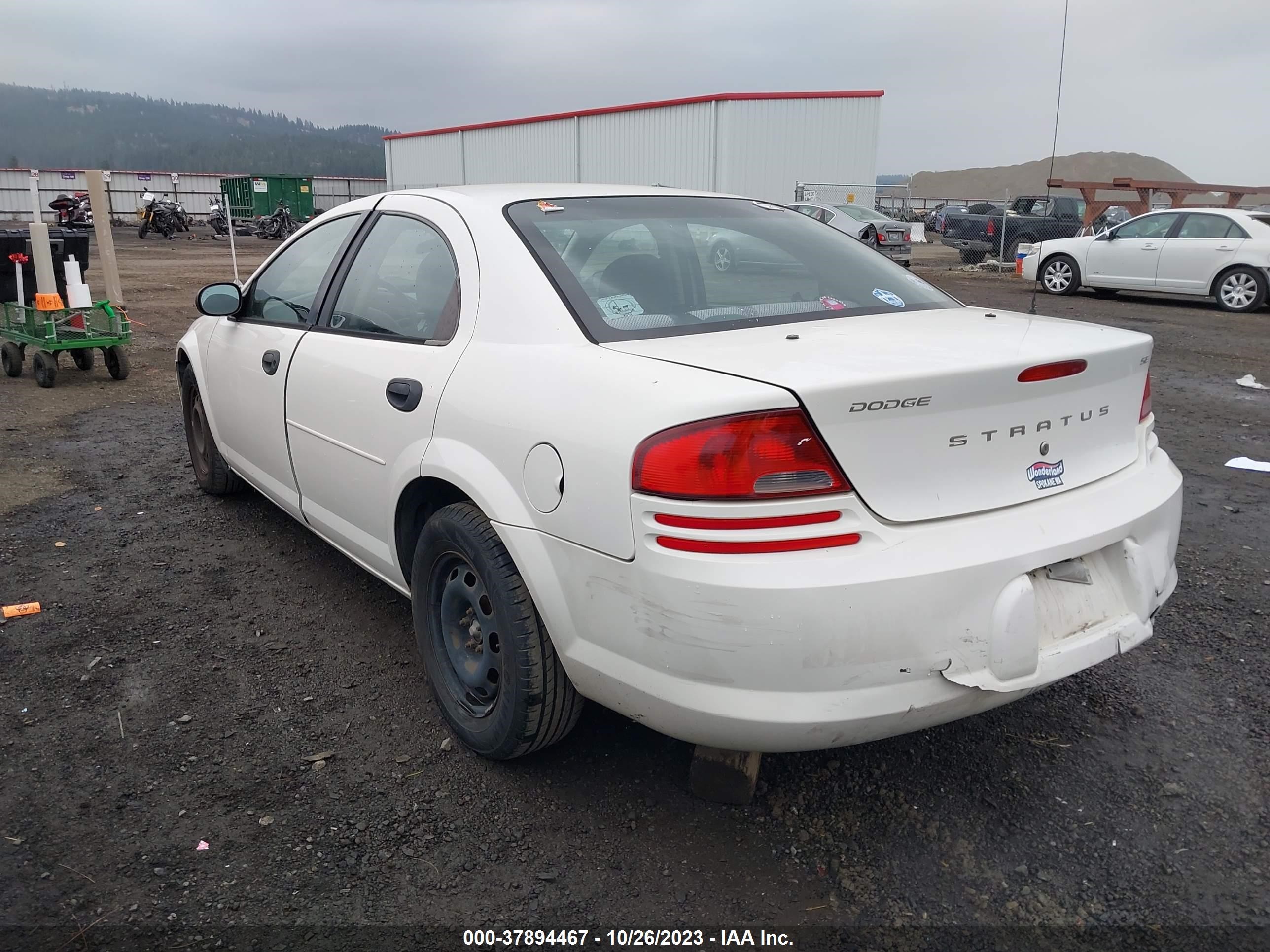 Photo 2 VIN: 1B3EL36X94N170905 - DODGE STRATUS 