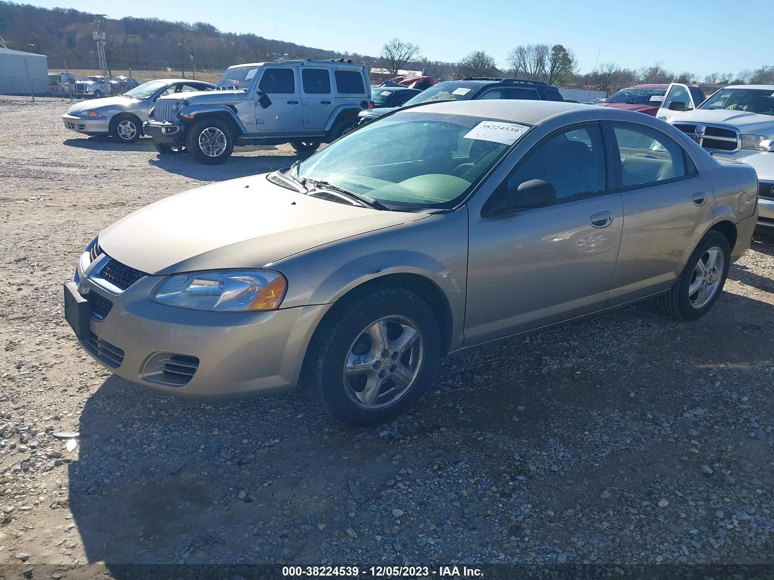 Photo 1 VIN: 1B3EL46R94N291280 - DODGE STRATUS 