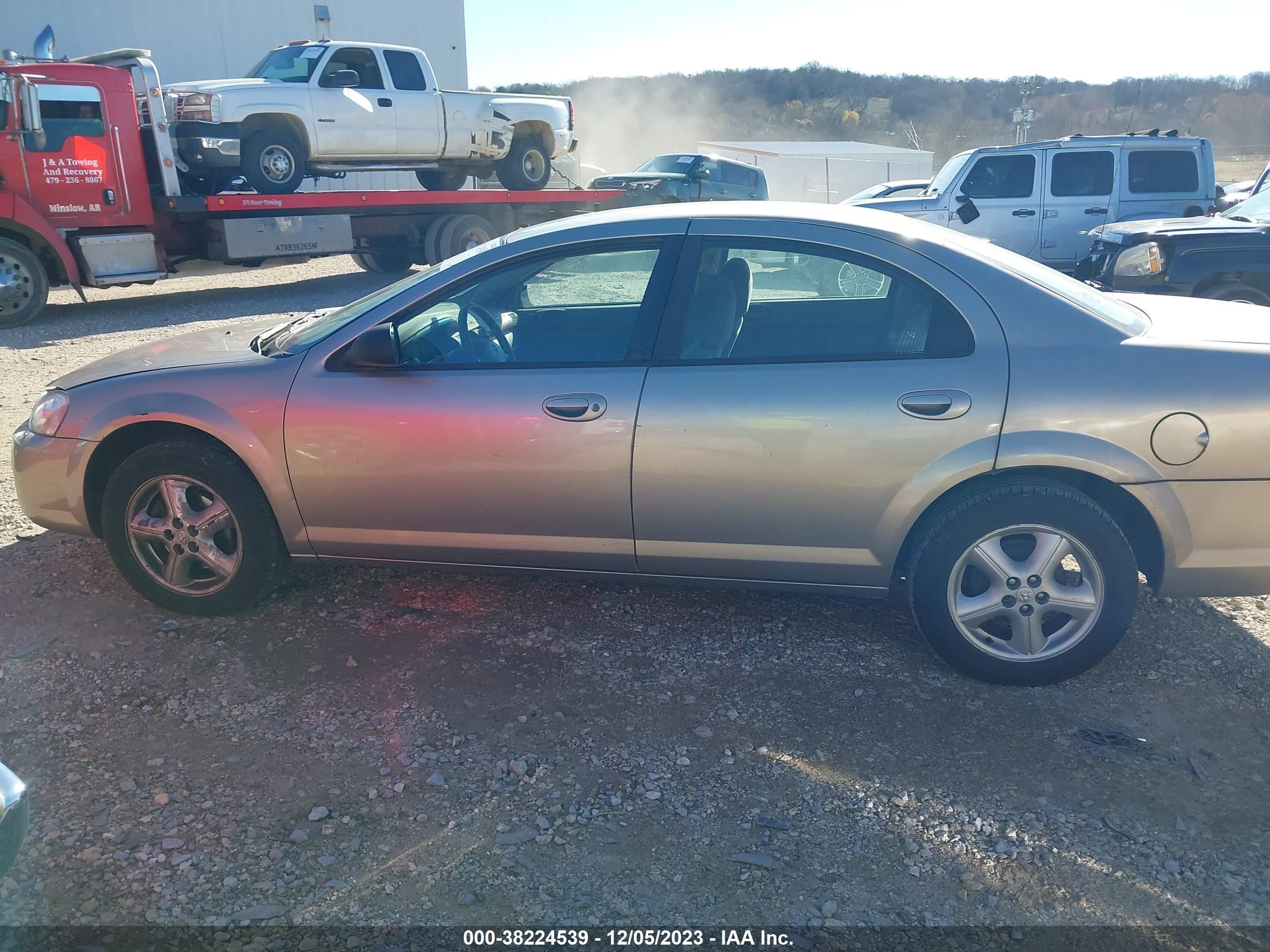 Photo 14 VIN: 1B3EL46R94N291280 - DODGE STRATUS 